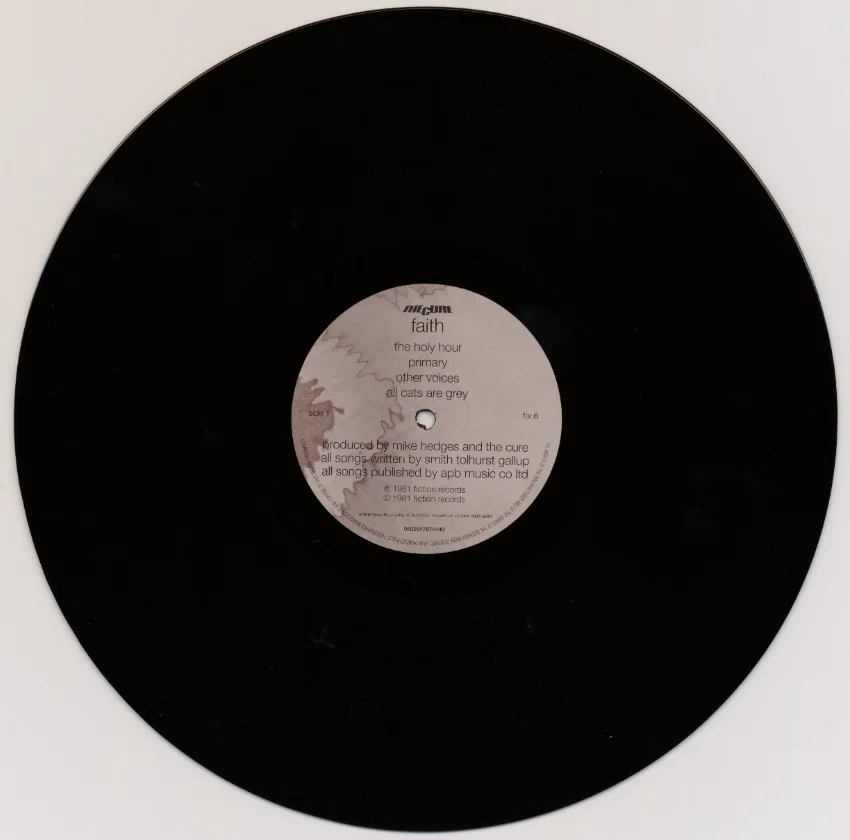 Robert Smith The Cure Autographed Signed Faith Record Album AMCo COA 30169, изображение 4