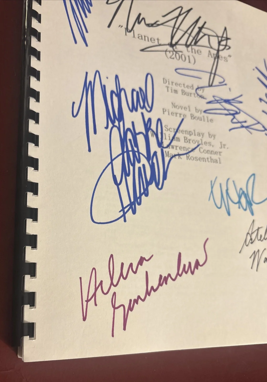 Mark Wahlberg Tim Burton — PLANET OF THE APES CAST Autos (8) Signed Script Wahlberg, Duncan, Burton, Carter, image 4