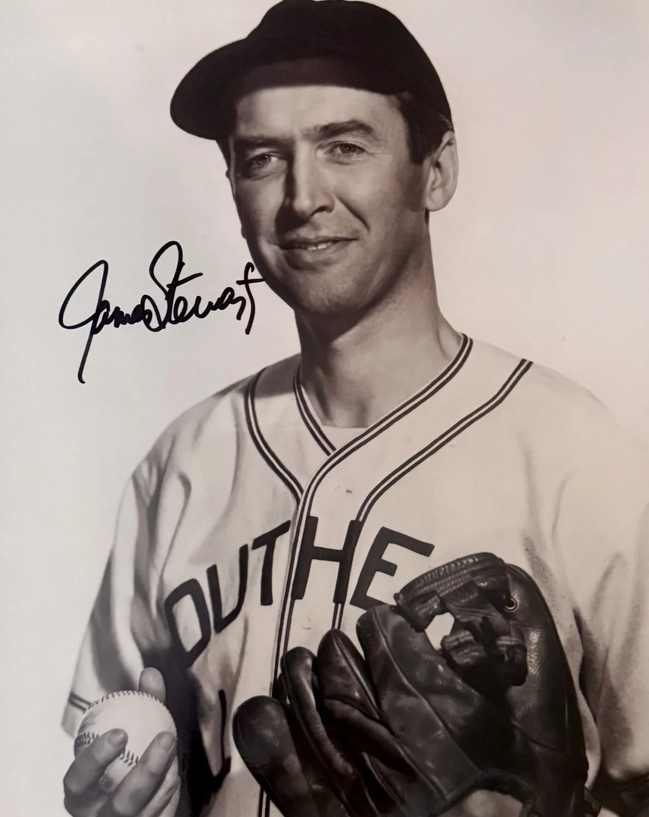 James Stewart — JAMES STEWART HAND SIGNED 8X10 THE STRATTON STORY CHICAGO WHITE SOX BASEBALL