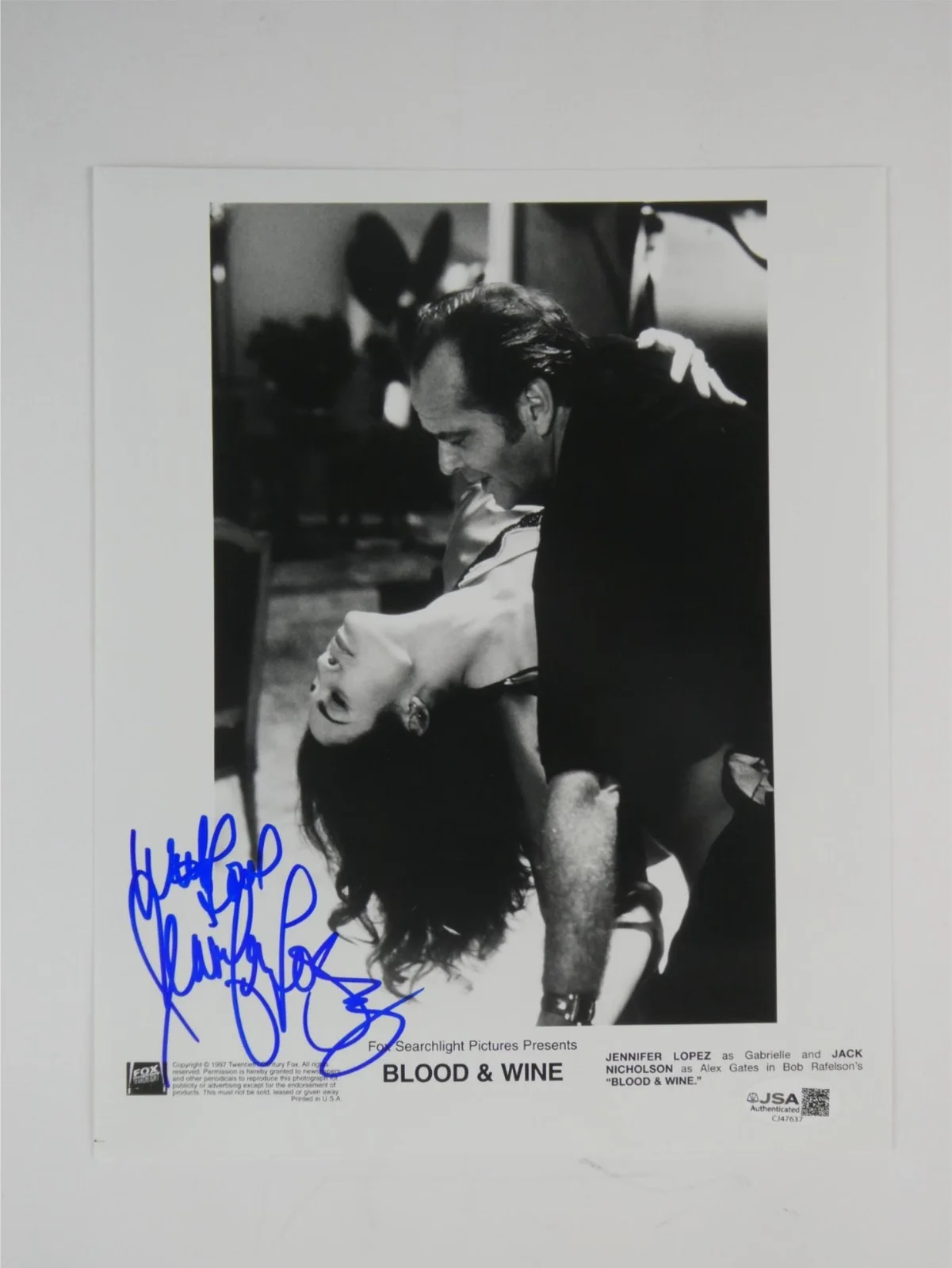 Jennifer Lopez — Jennifer Lopez Signed 8x10 Promo Photo Blood & WIne Autographed JSA COA, изображение 2