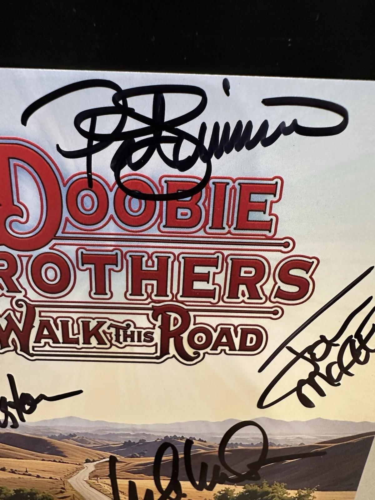 DOOBIE BROTHERS Walk The Road CD With Autographed Booklet, изображение 4