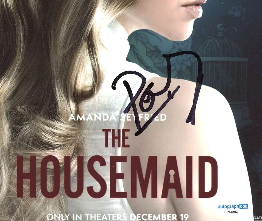Paul Feig — Paul Feig signed "THE HOUSEMAID" 8x10 Photo EXT PROOF c Amanda Seyfried ACOA COA, image 5