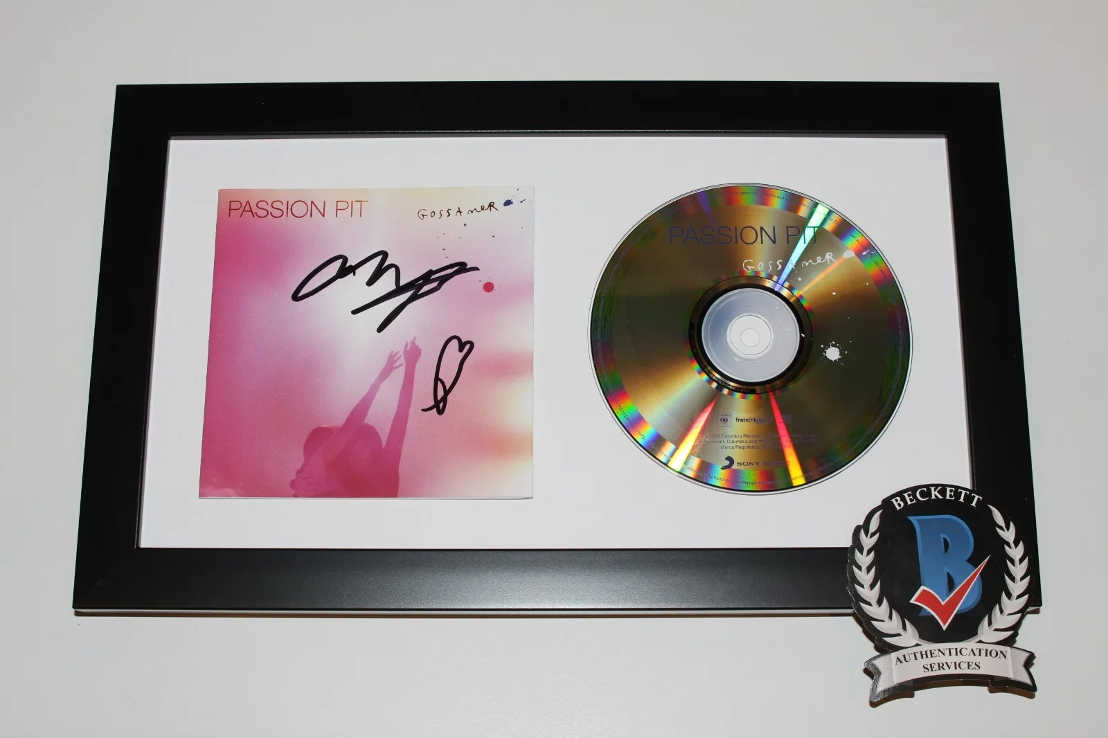 MICHAEL ANGELAKOS PASSION PIT SIGNED FRAMED GOSSAMER CD COVER ALBUM BECKETT COA, image 3