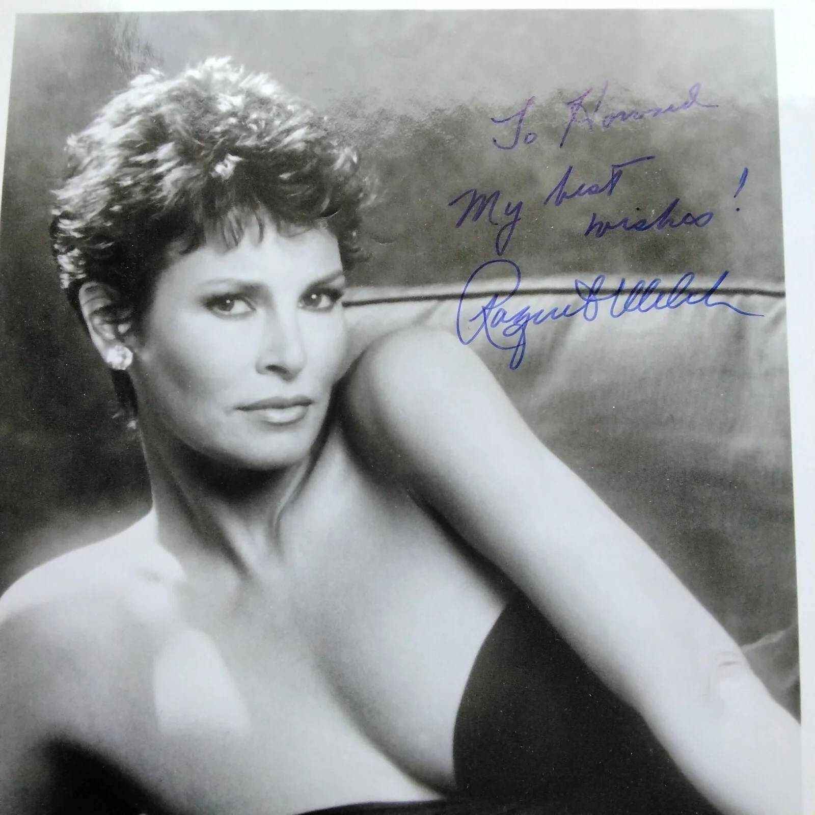 Raquel Welch Signed Photo Movie TV Actress One Million BC Bay City Bombers Sexy, изображение 2
