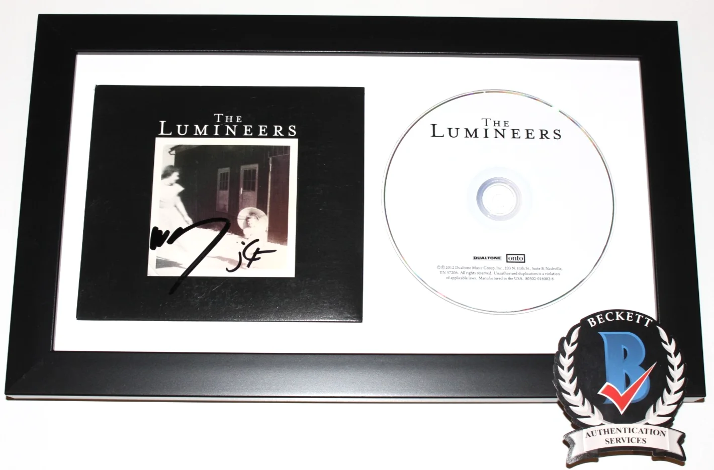 THE LUMINEERS BAND SIGNED FRAMED SELF TITLED CD COVER ALBUM BECKETT COA x2 BAS, изображение 2