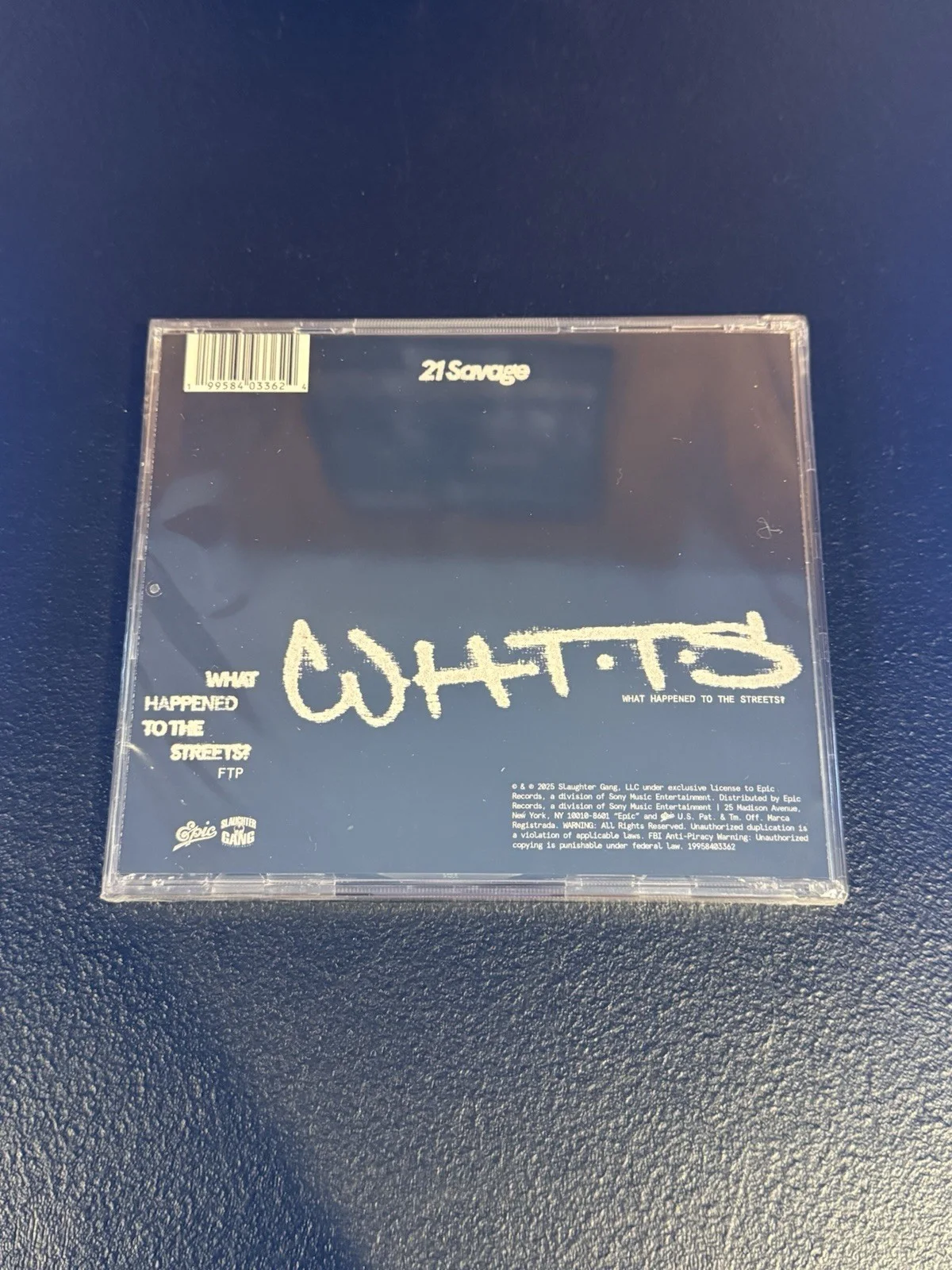 In-Hand: 21 SAVAGE Autographed WHAT HAPPENED TO THE STREETS? CD album *Limited*, изображение 2