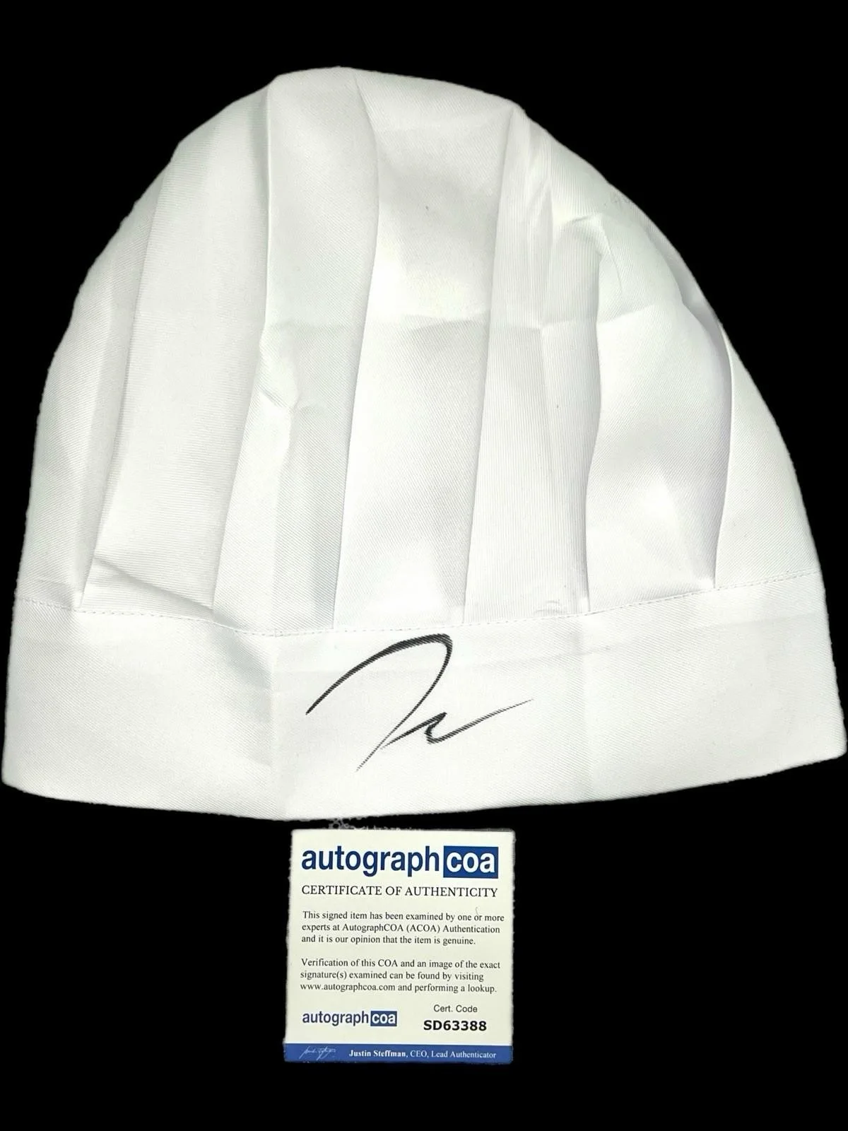JEREMY ALLEN WHITE SIGNED YES CHEF HAT THE BEAR CARMY - ACOA COA + PROOF, изображение 2