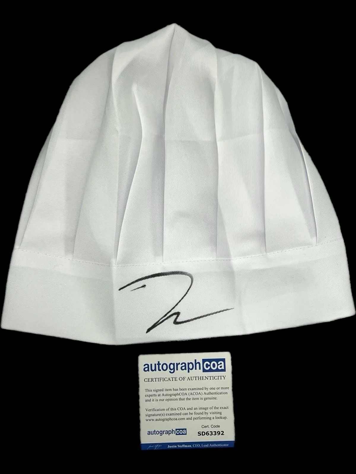 JEREMY ALLEN WHITE SIGNED YES CHEF HAT THE BEAR CARMY - ACOA COA + PROOF, изображение 2