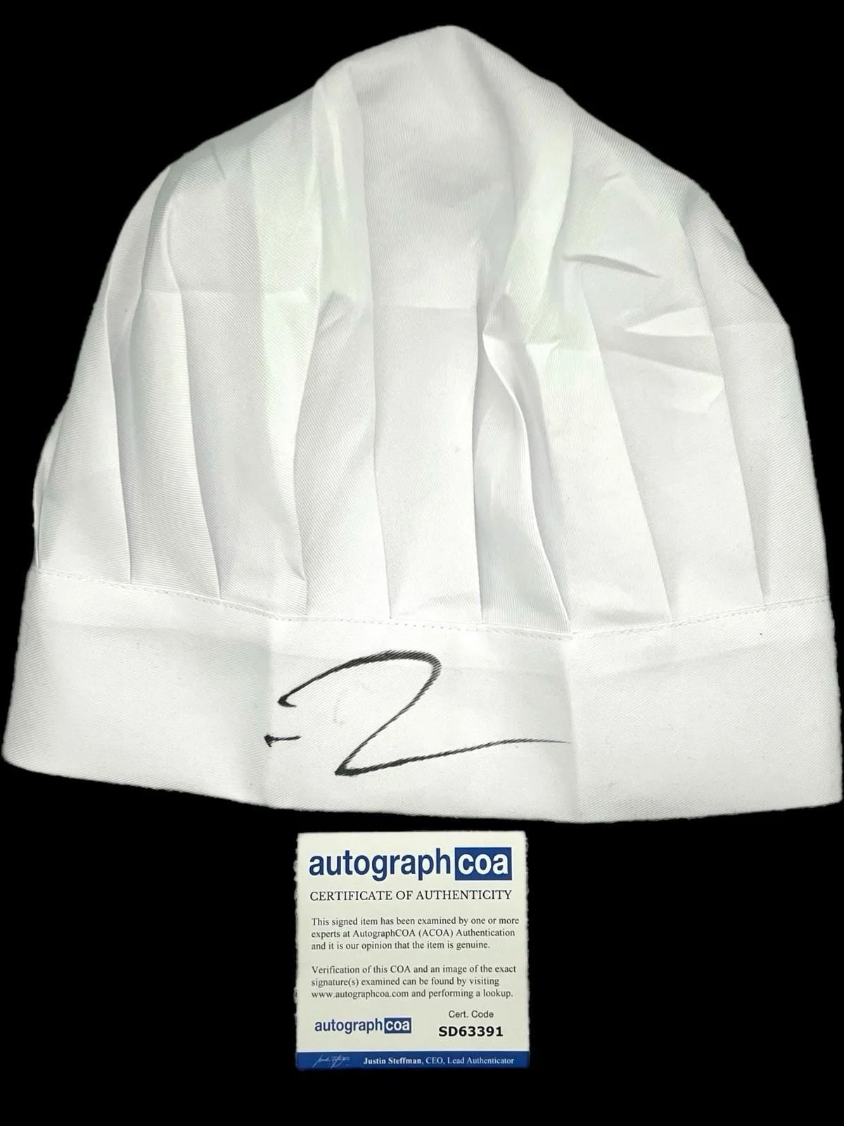 JEREMY ALLEN WHITE SIGNED YES CHEF HAT THE BEAR CARMY - ACOA COA + PROOF, image 2