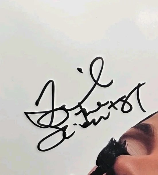 Mariah The Scientis Signed To Be Eaten Alive Autograph Vinyl LP BAS BECKETT, изображение 2