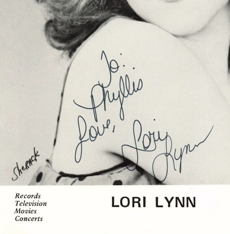 Lori Lynn 1970s Autographed Press Photo Pin Up Country Music Hand Signed *P75c, изображение 2