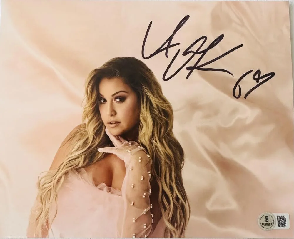 ALEXANDRA KAY — ALEXANDRA KAY SIGNED 8X10 PHOTO COUNTRY MUSIC SECOND WIND AUTOGRAPH BAS J57
