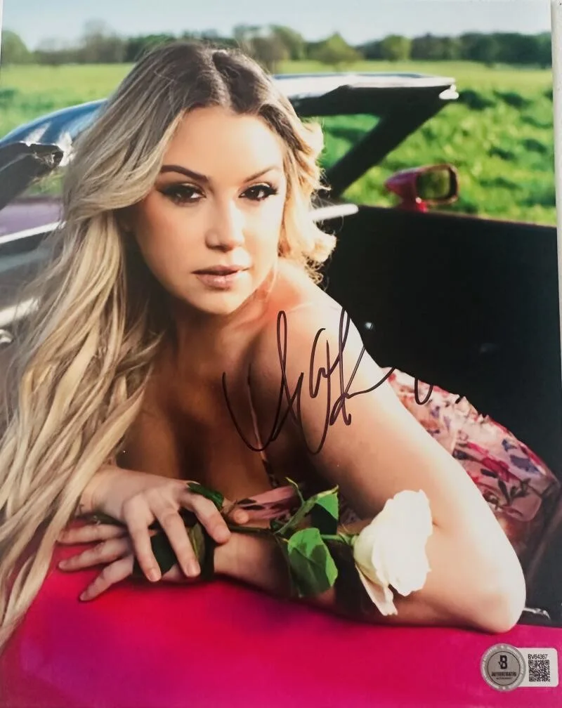 ALEXANDRA KAY — ALEXANDRA KAY SIGNED 8X10 PHOTO COUNTRY MUSIC SECOND WIND AUTOGRAPH BAS K67