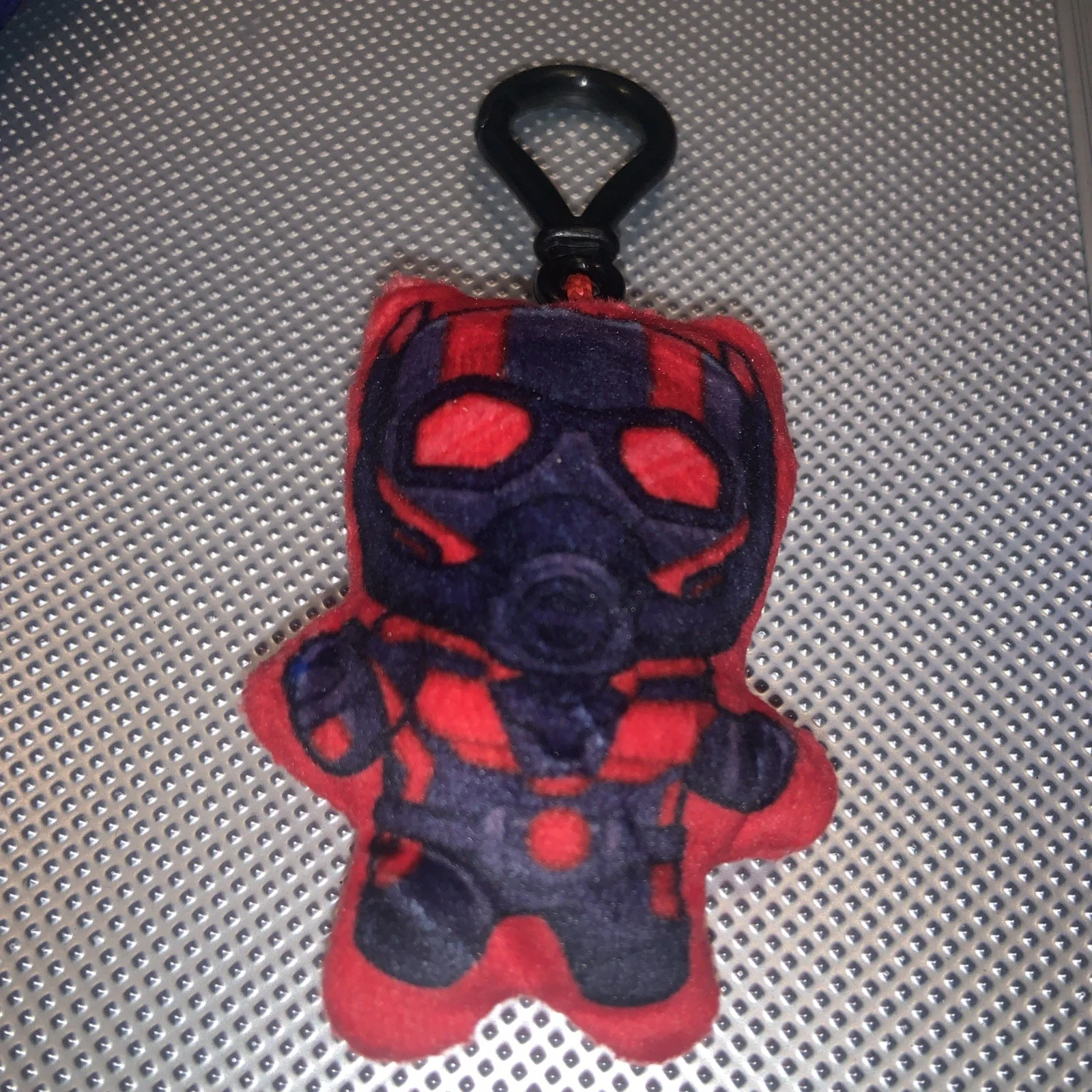 Marvel Studios Antman And The Wasp Quantum Mania Rare Press Kit Plush Bag Clips, image 3