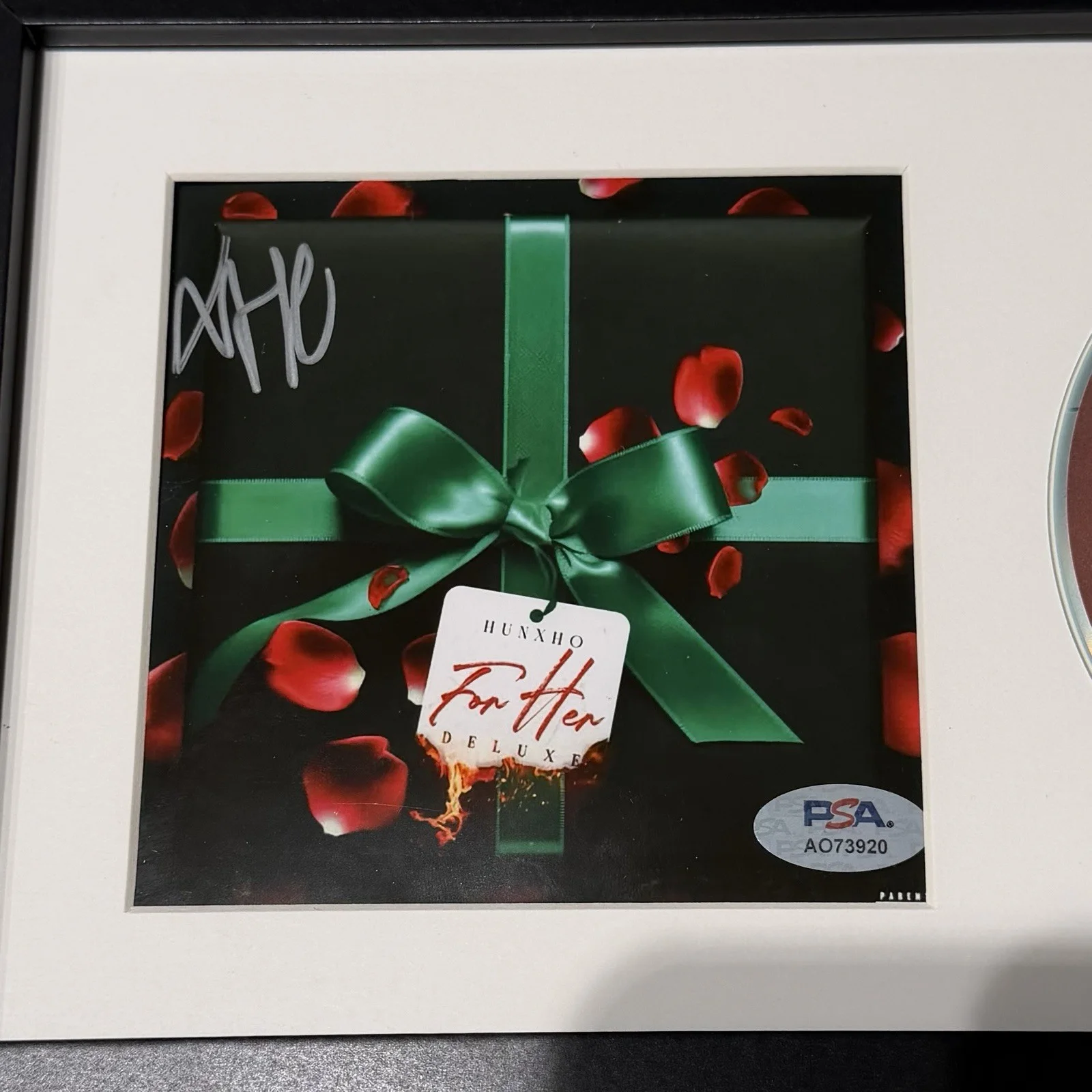 HUNXHO RAPPER SIGNED FOR HER DELUXE CD ALBUM AUTOGRAPH FRAMED PSA COA, изображение 2