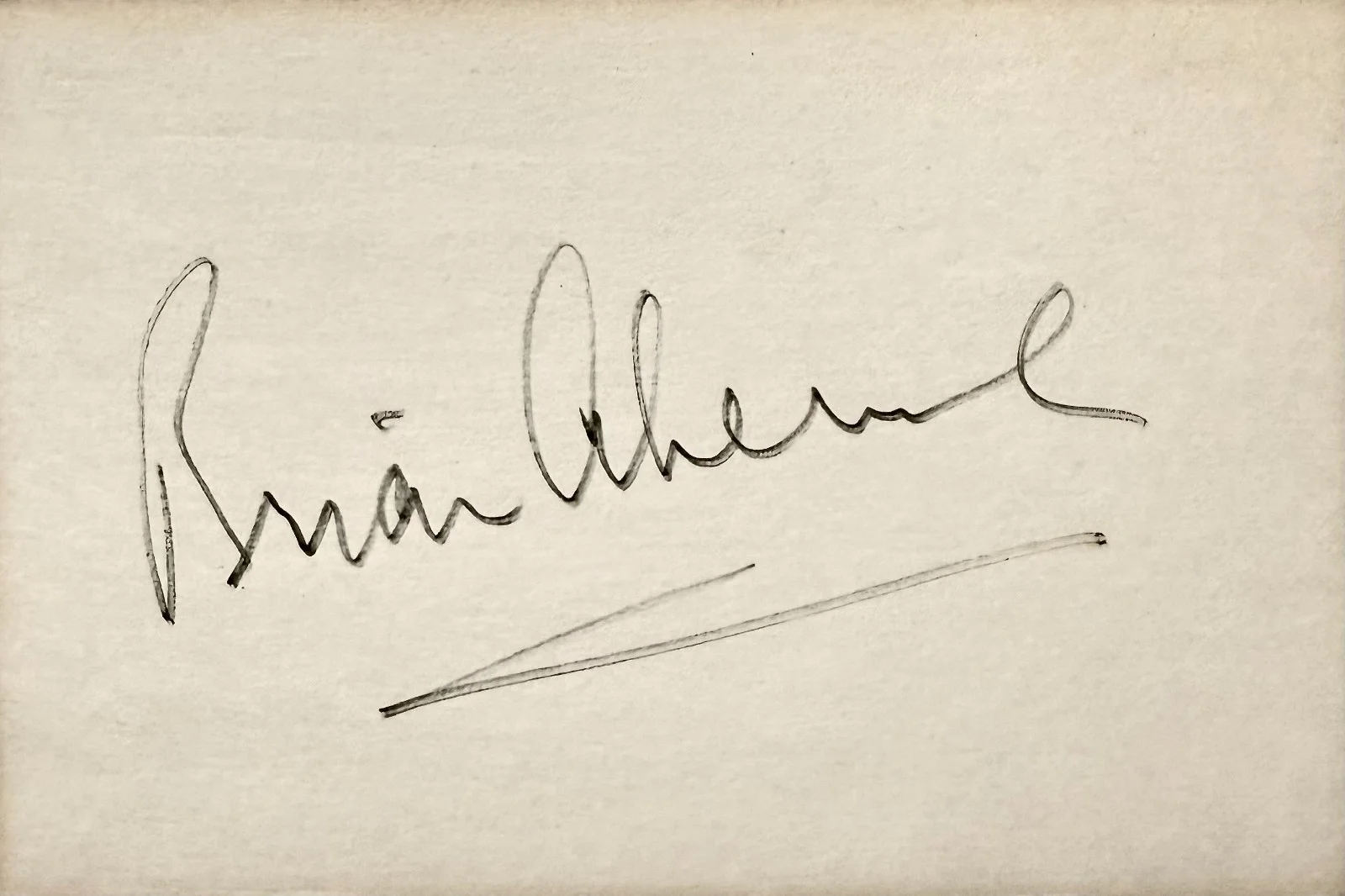 Brian Aherne — BRIAN AHERNE Signed Autographed 4"x 6" INDEX CARD The Locket A Night to Remember, image 4
