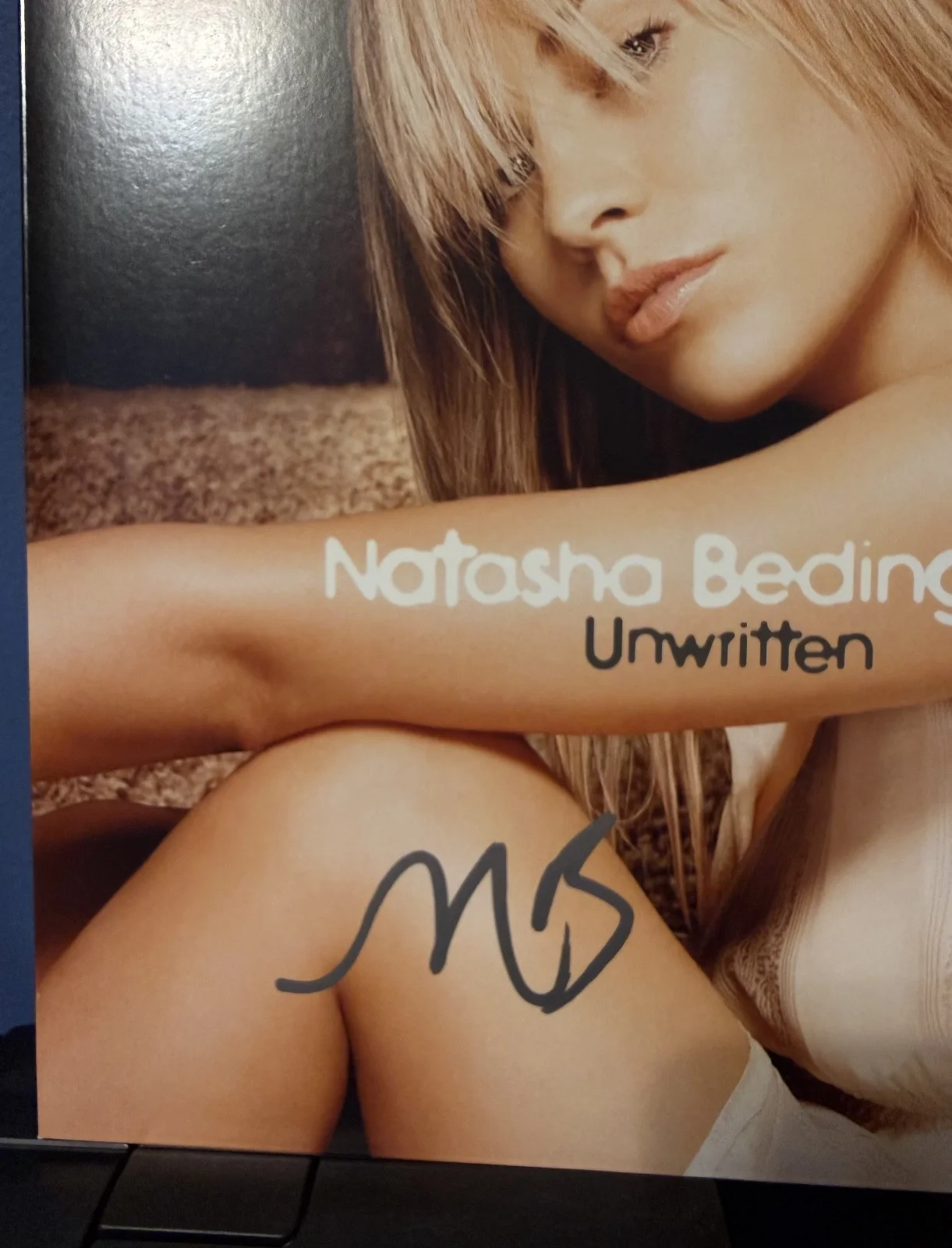 Natasha Bedingfield signed Unwritten 12" lp album RARE UO COLOR VINYL, изображение 3