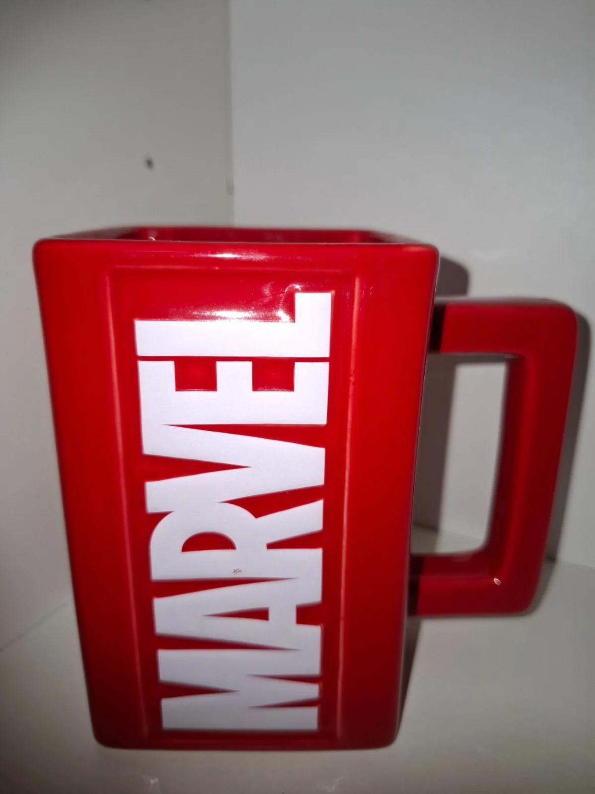 Disney Marvel Superheroes~Celebrating 80 Years Square Mug~Red~New / Unused!!!, изображение 3