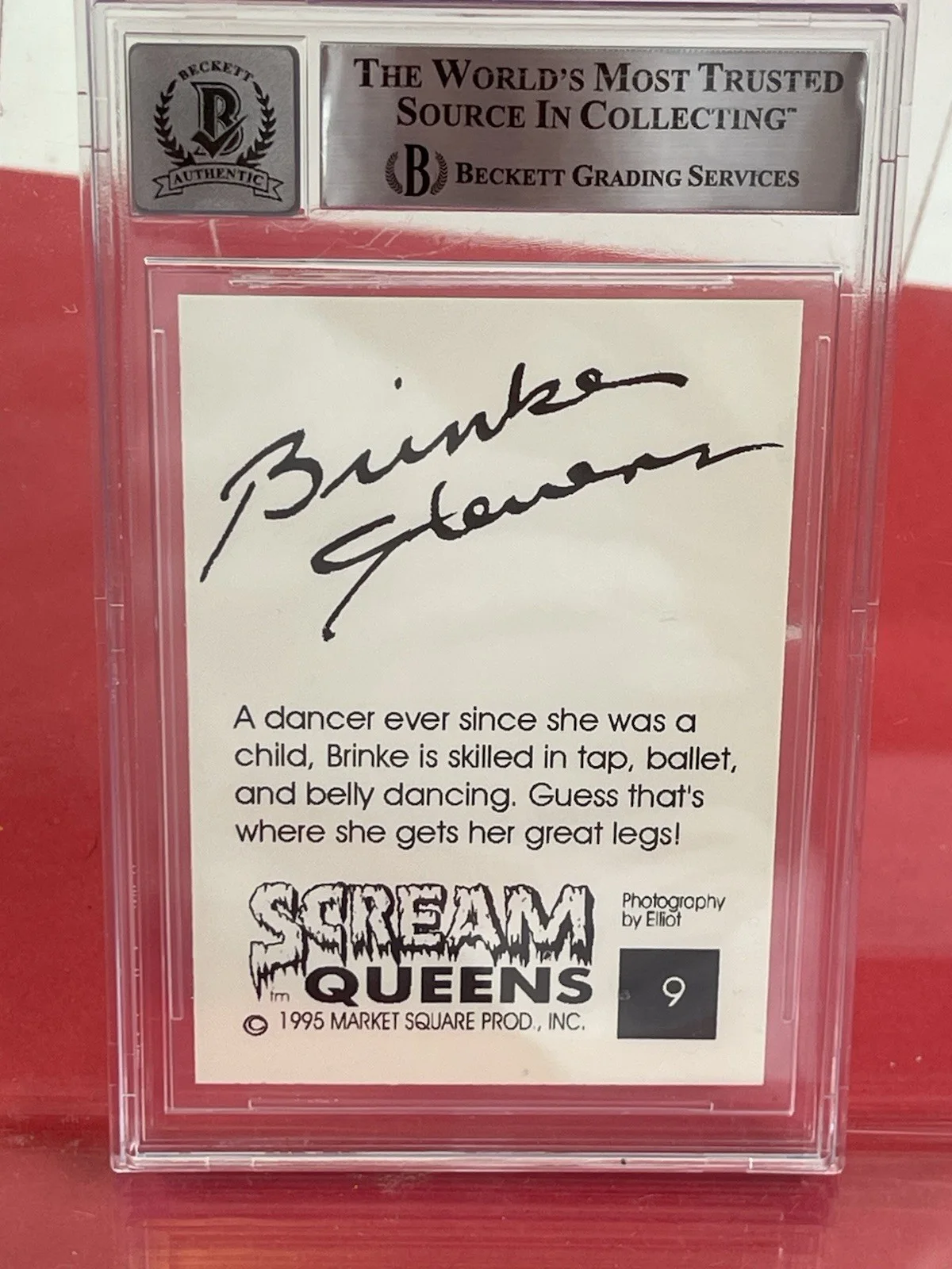 Brinke Stevens — Brinke Stevens signed Scream Queen Beckett Slabbed grade 10, изображение 5