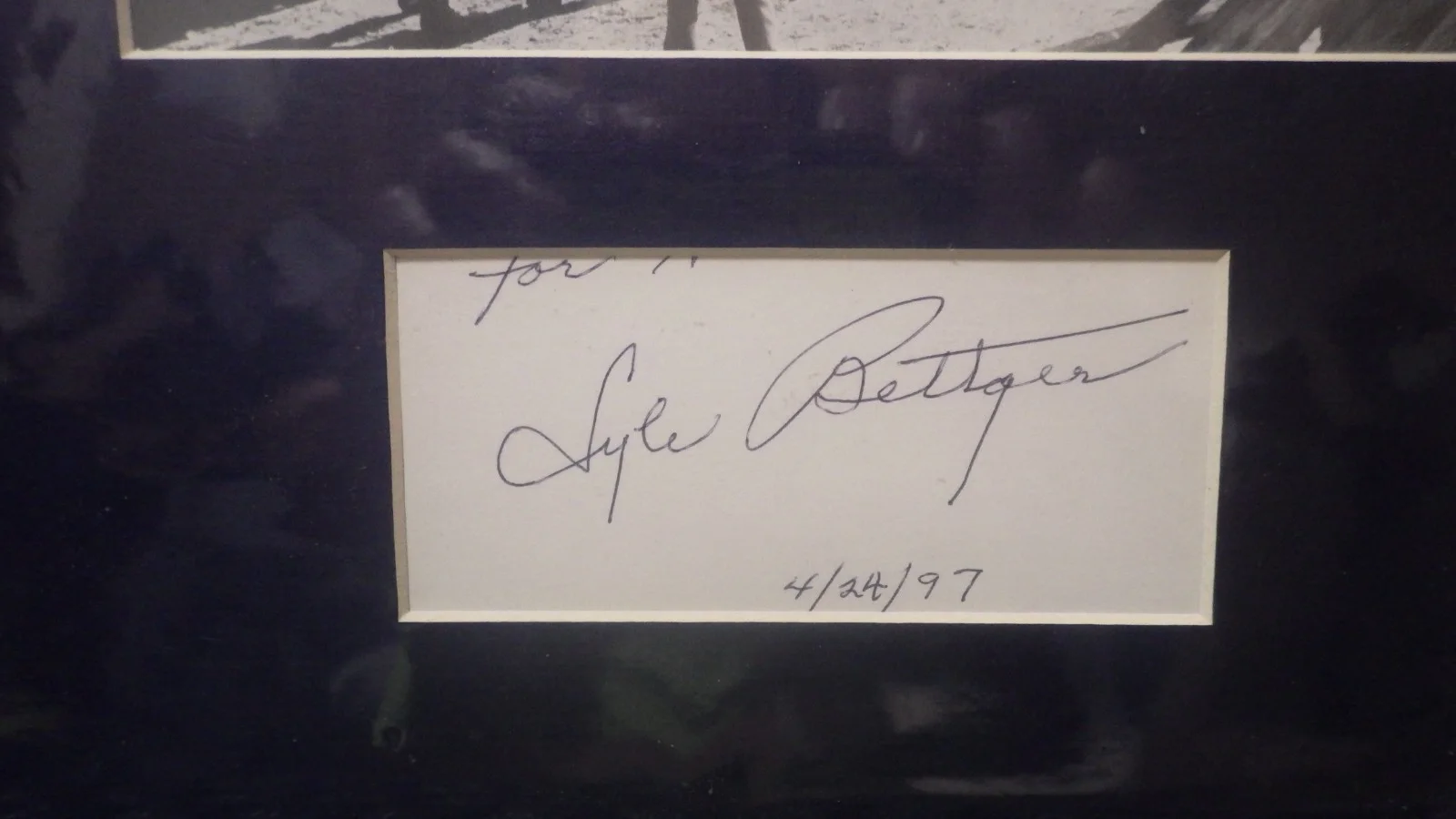 June Wilkinson — LYLE BETTGER SIGNED 3 X 5 CARD MOUNTED READY TO FRAME COA, image 2