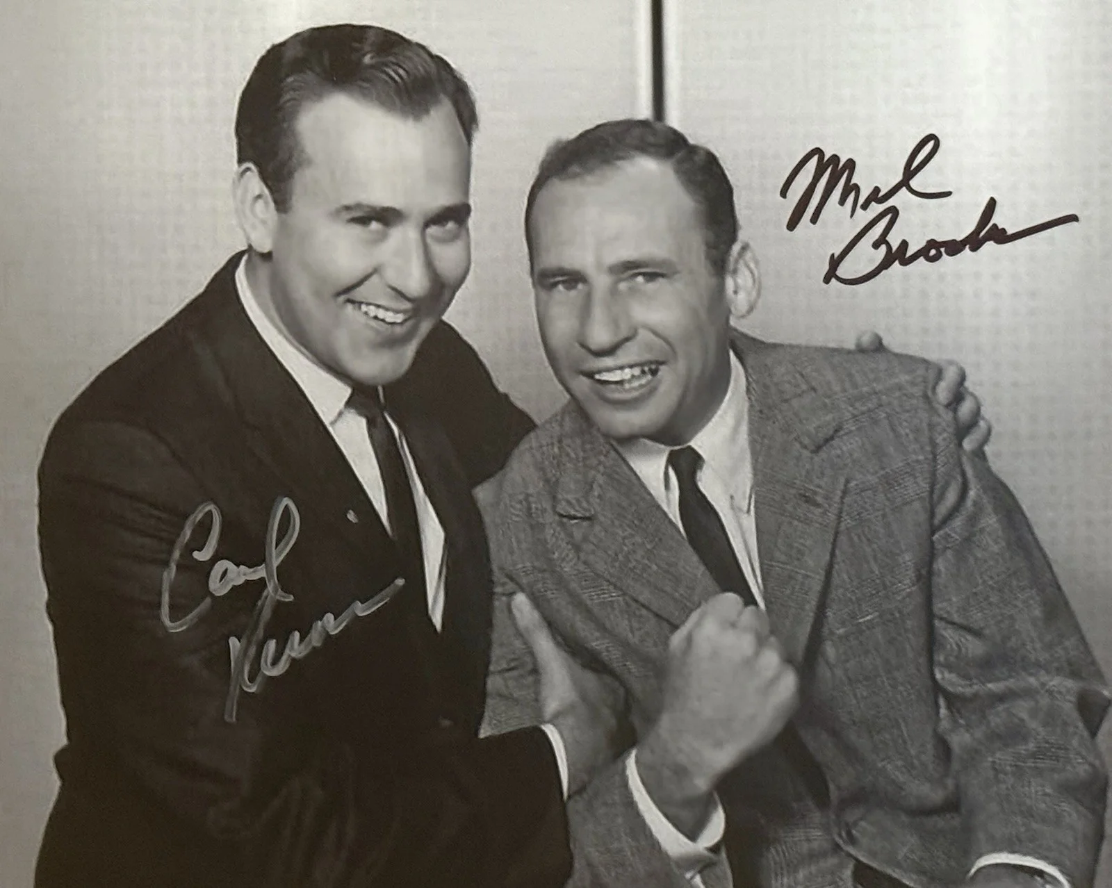 Mel Brooks & Carl Reiner — CARL REINER & MEL BROOKS HAND SIGNED 8X10 2000 YEAR OLD MAN COMEDIANS COMEDY