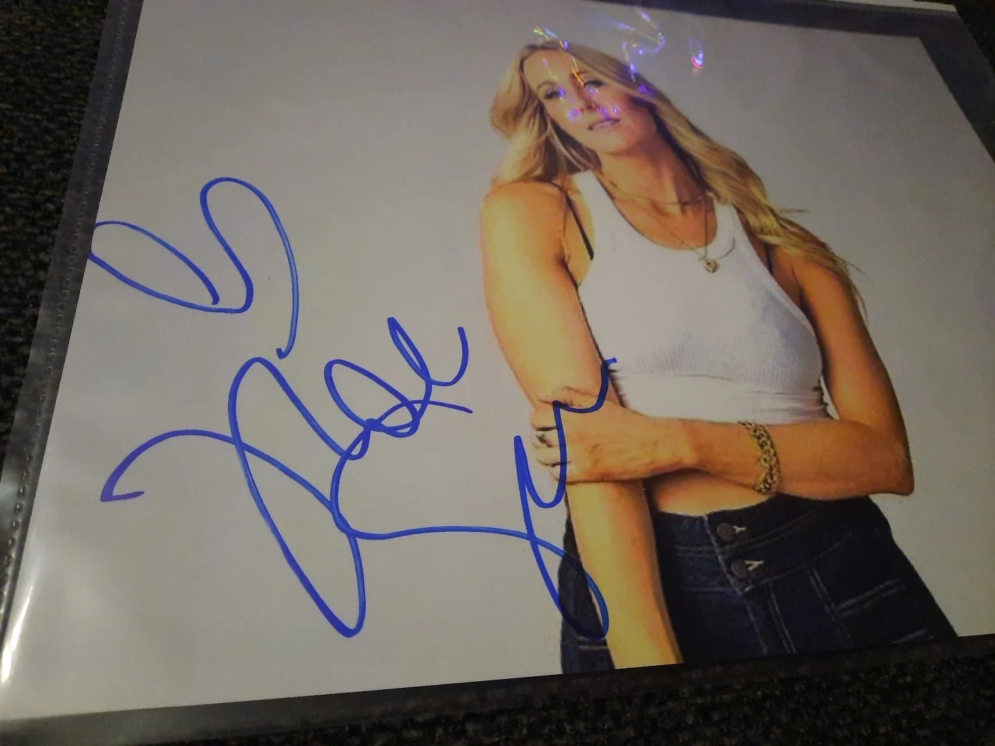 Nikki Glaser — Nikki Glaser Comedian Brady Roast Signed 8x10 Autographed Photo JSA Rising Stock, изображение 2