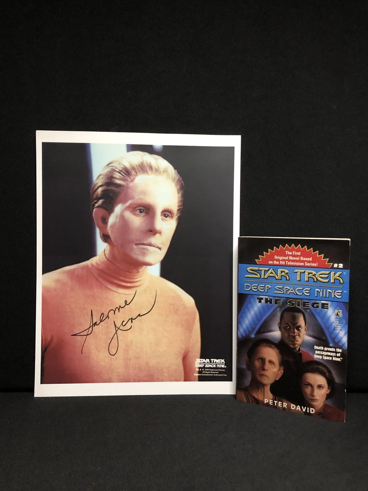 Rene Auberjonois — Signed Rene Auberjonois "Odo" Star Trek: DS9 8x10 / Signed Book By Peter David, изображение 3