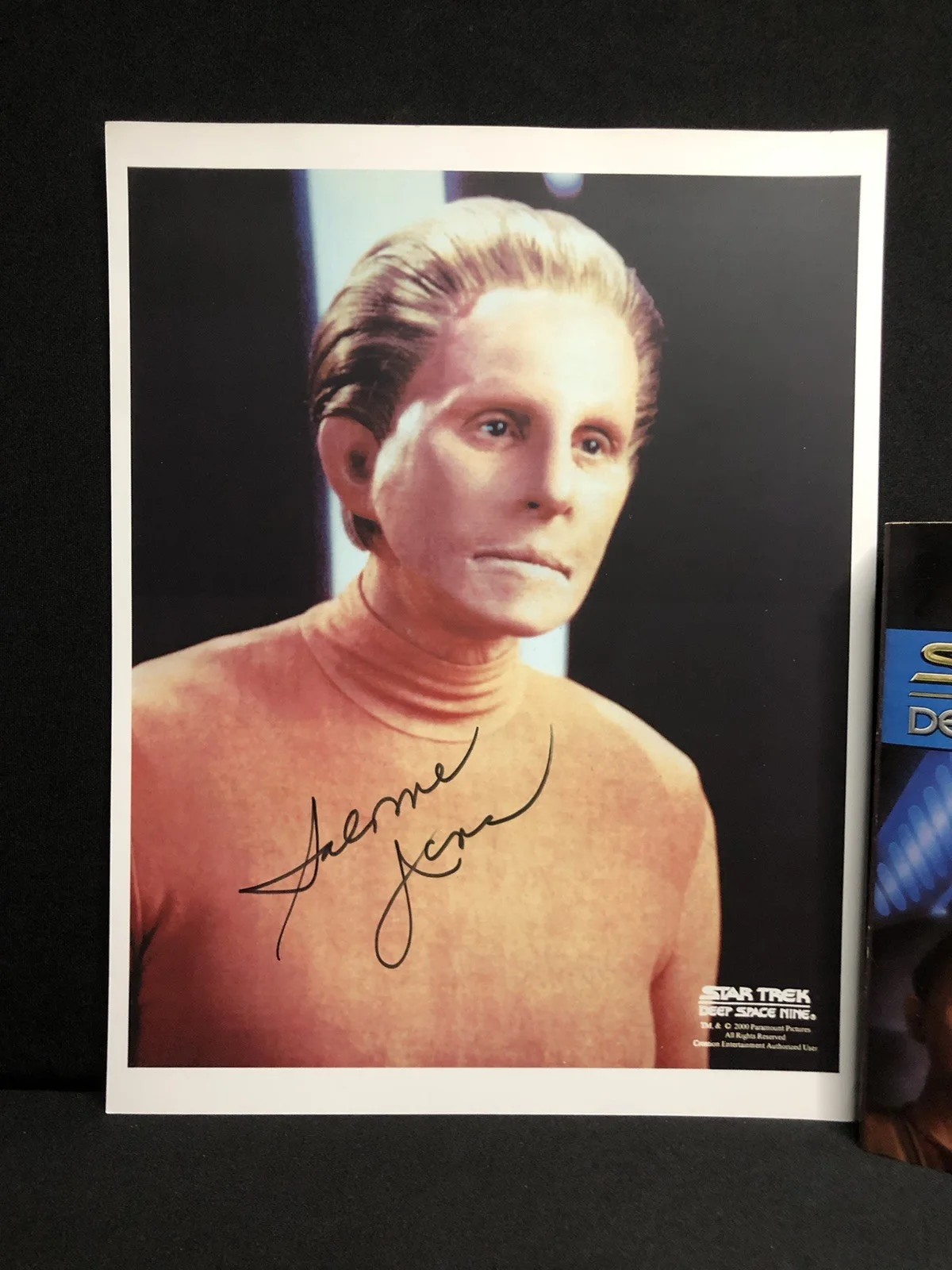 Rene Auberjonois — Signed Rene Auberjonois "Odo" Star Trek: DS9 8x10 / Signed Book By Peter David, изображение 4