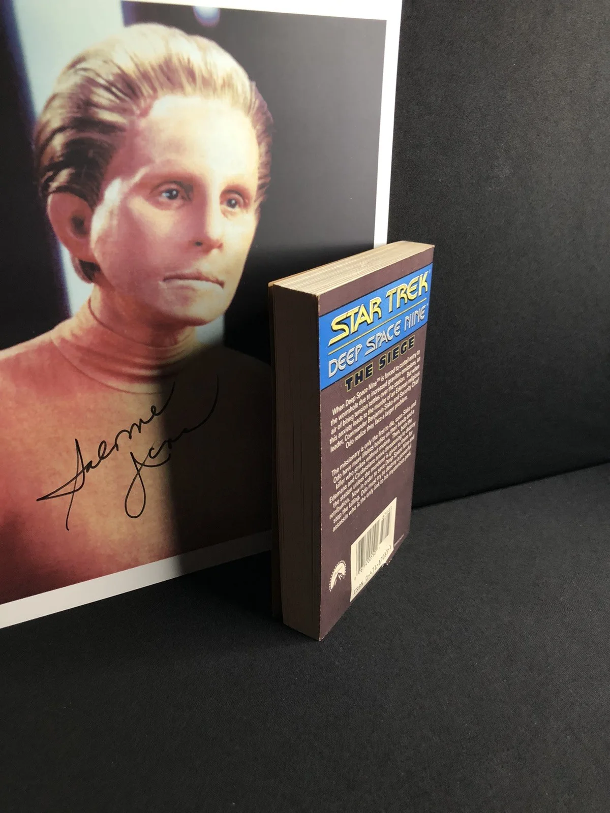 Rene Auberjonois — Signed Rene Auberjonois "Odo" Star Trek: DS9 8x10 / Signed Book By Peter David, изображение 5