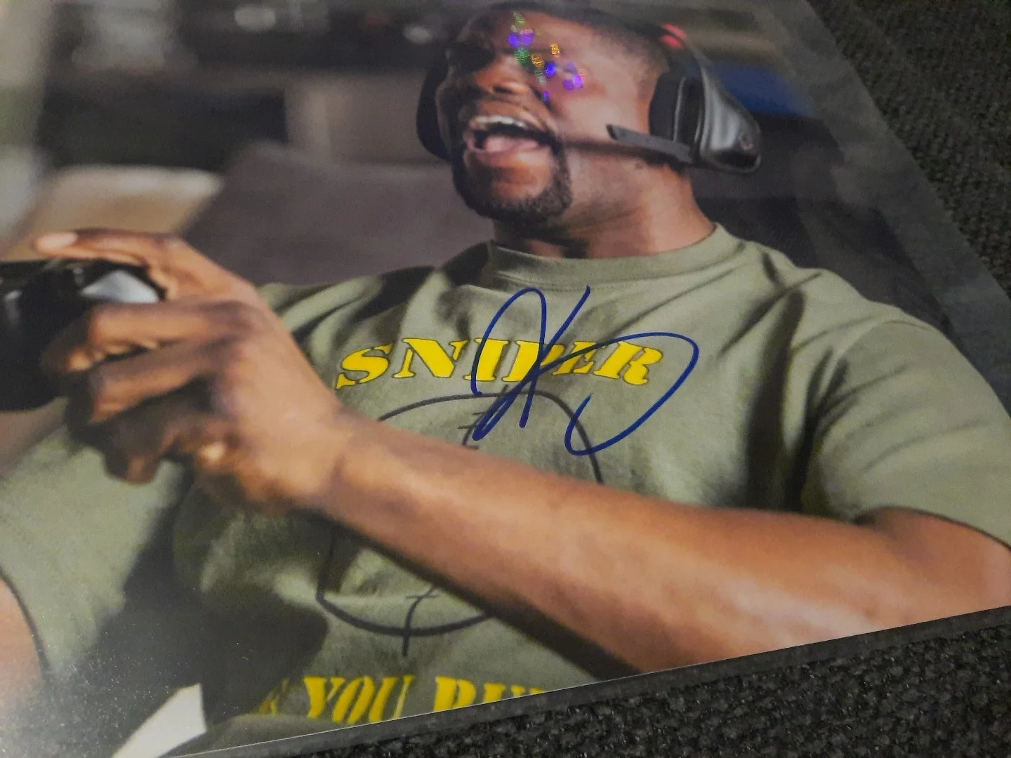 Kevin Hart — Kevin Hart signed photo autographed JSA Certified Comedy Celebrity, image 2