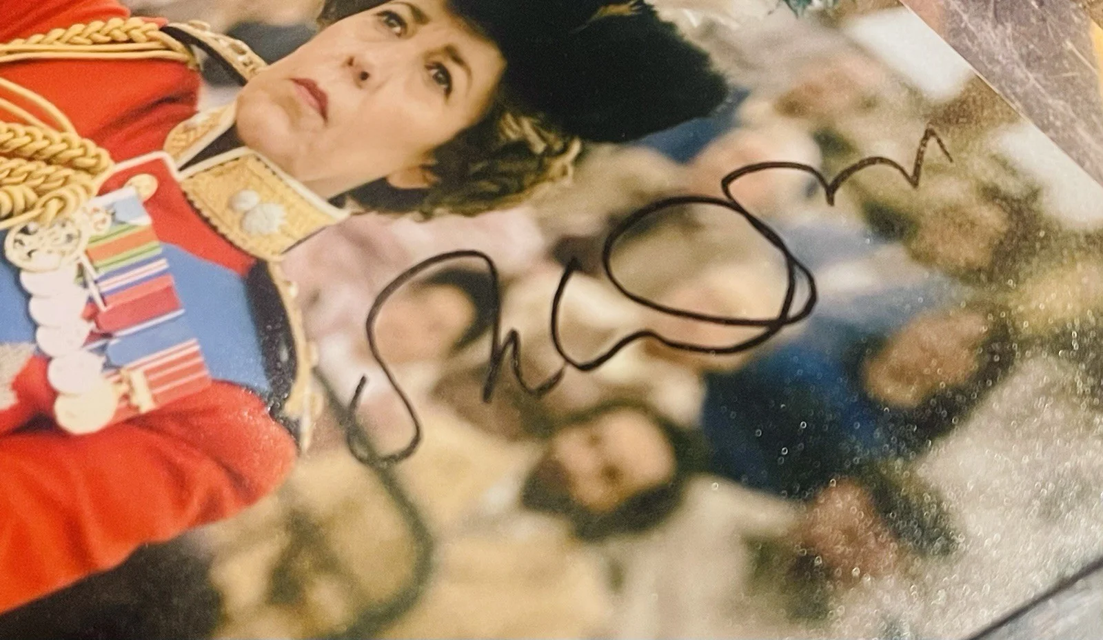 BAS COA HELEN MCCRORY SIGNED 8x10 PHOTO BECKETT, image 2