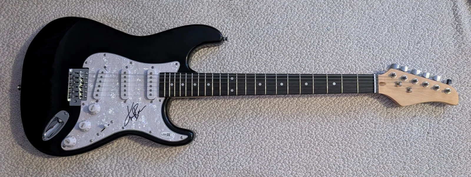 Kane Brown — Kane Brown Signed Electric Guitar Miles On It Thank God Be Like That Memory JSA, изображение 2