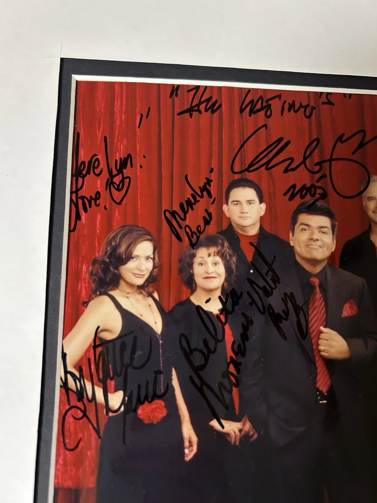 George Lopez — GEORGE LOPEZ SHOW Full Cast Signed Autograph 11x14 Photo “Merelyn 2003”TV Sitcom, изображение 4