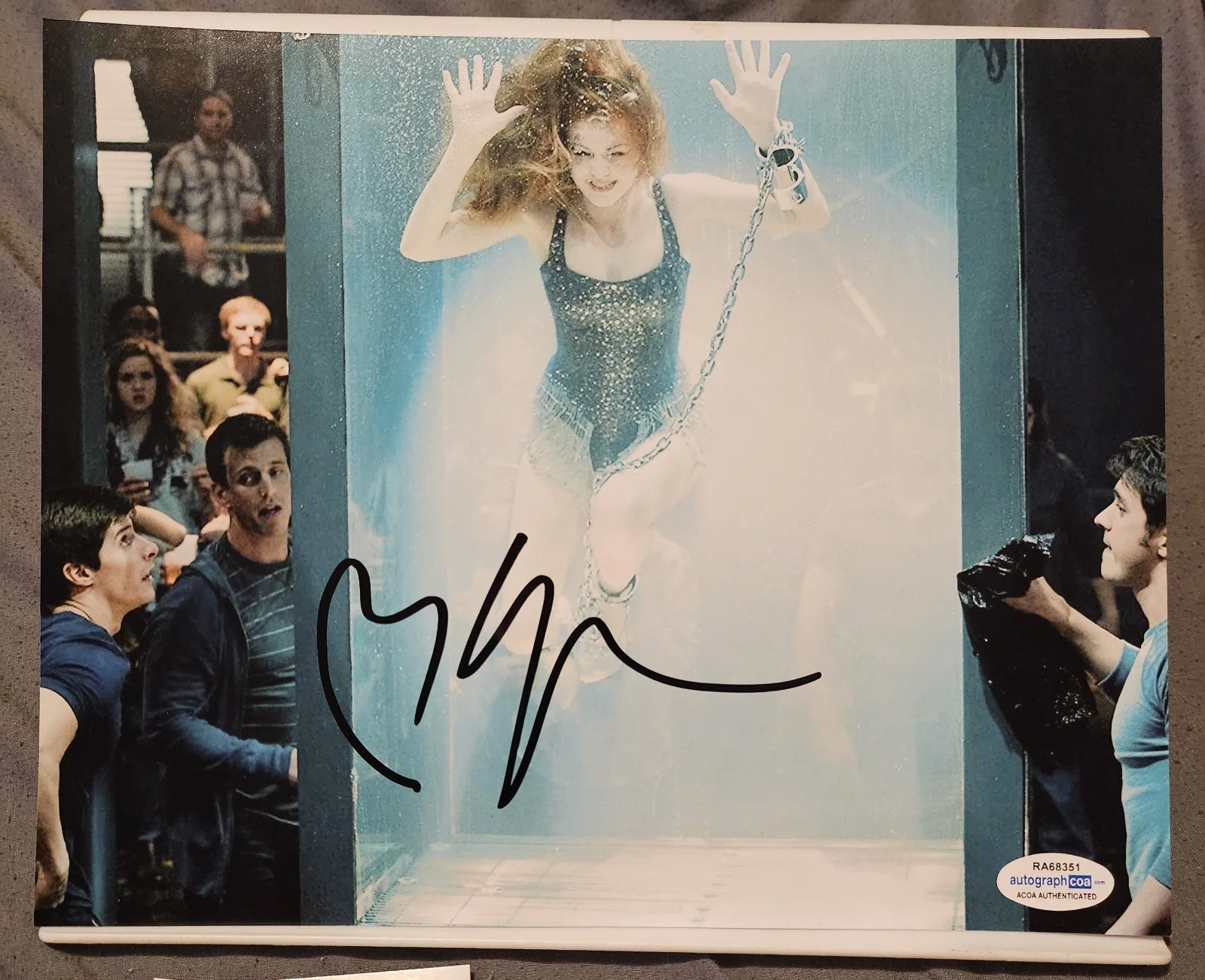 Isla Fisher — Isla Fisher Signed Now You See Me 8x10 Photograph Photo - COA Autographed Auto