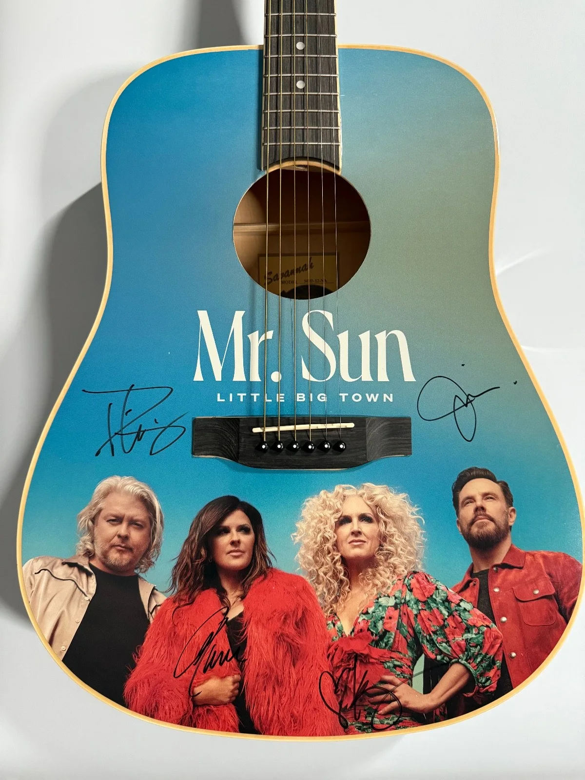 Little Big Town ACOA Guitar Autograph Signed Acoustic Guitar, изображение 4