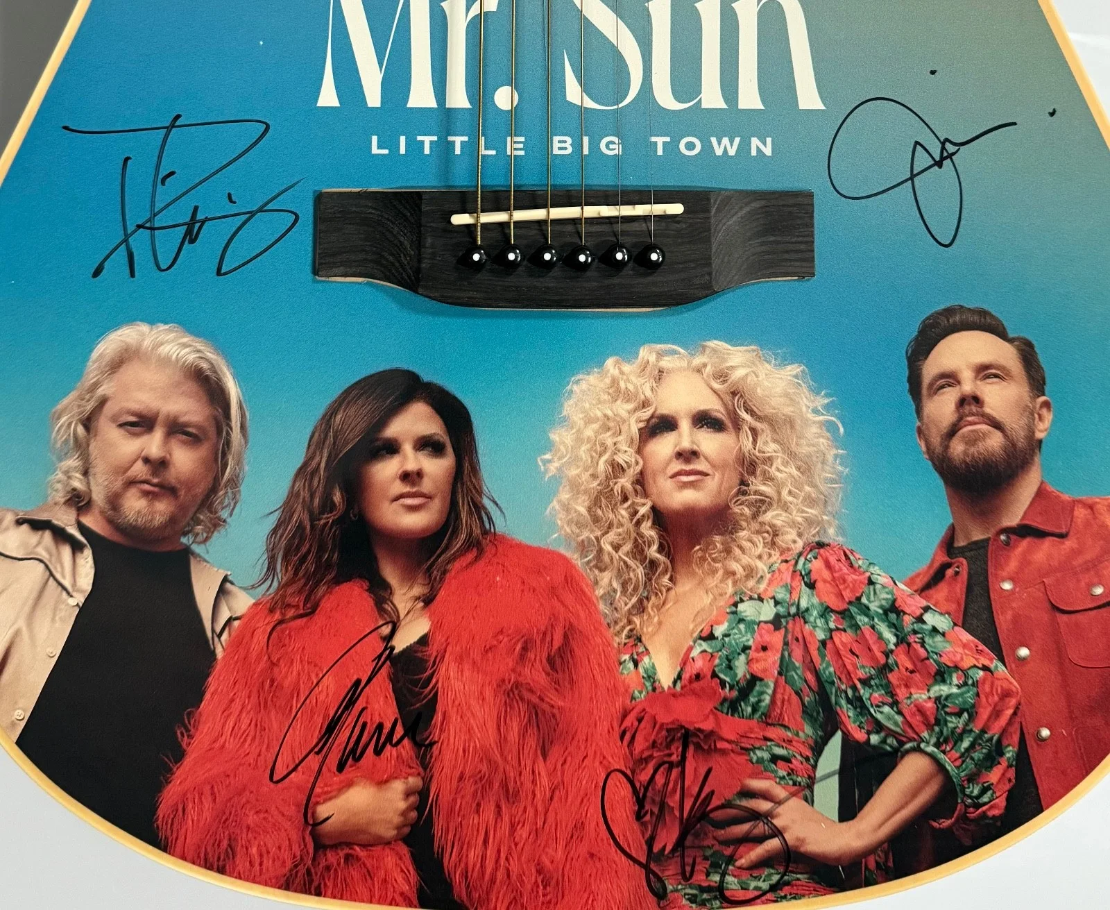 Little Big Town ACOA Guitar Autograph Signed Acoustic Guitar, изображение 5