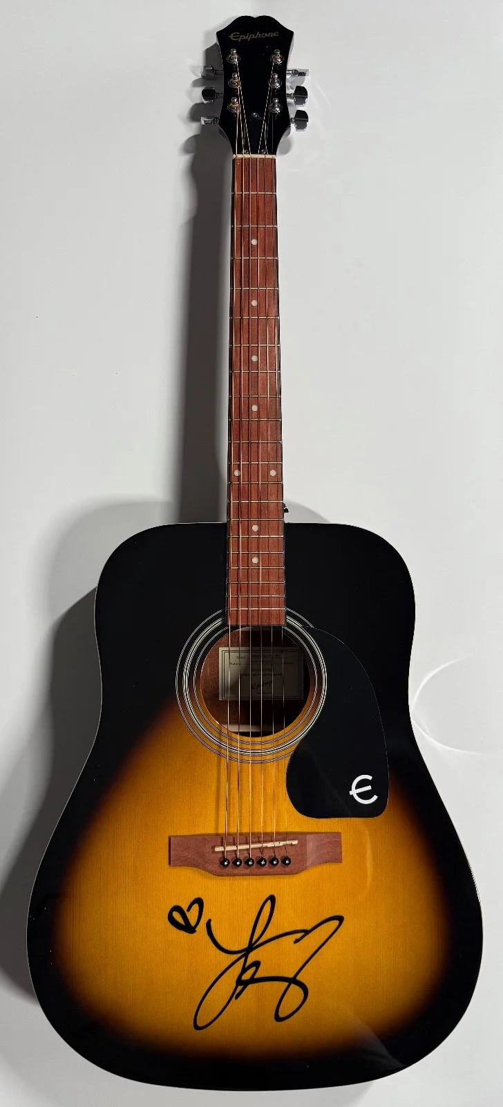 Lainey Wilson ACOA Signed Autograph Acoustic Epiphone Guitar 100% Charity, image 2