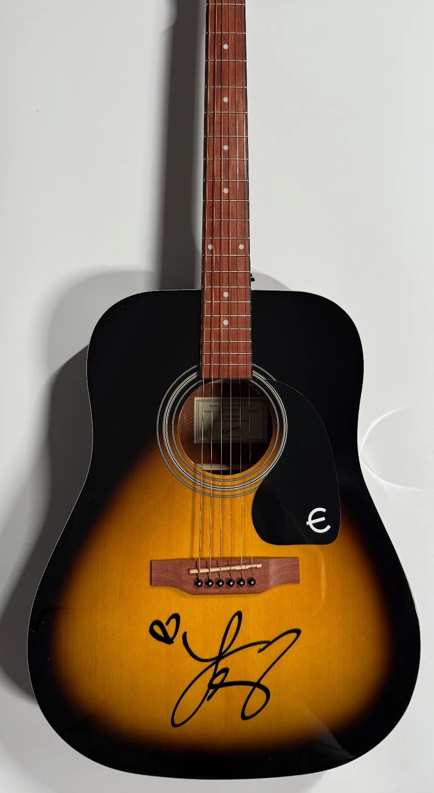 Lainey Wilson ACOA Signed Autograph Acoustic Epiphone Guitar 100% Charity, image 3
