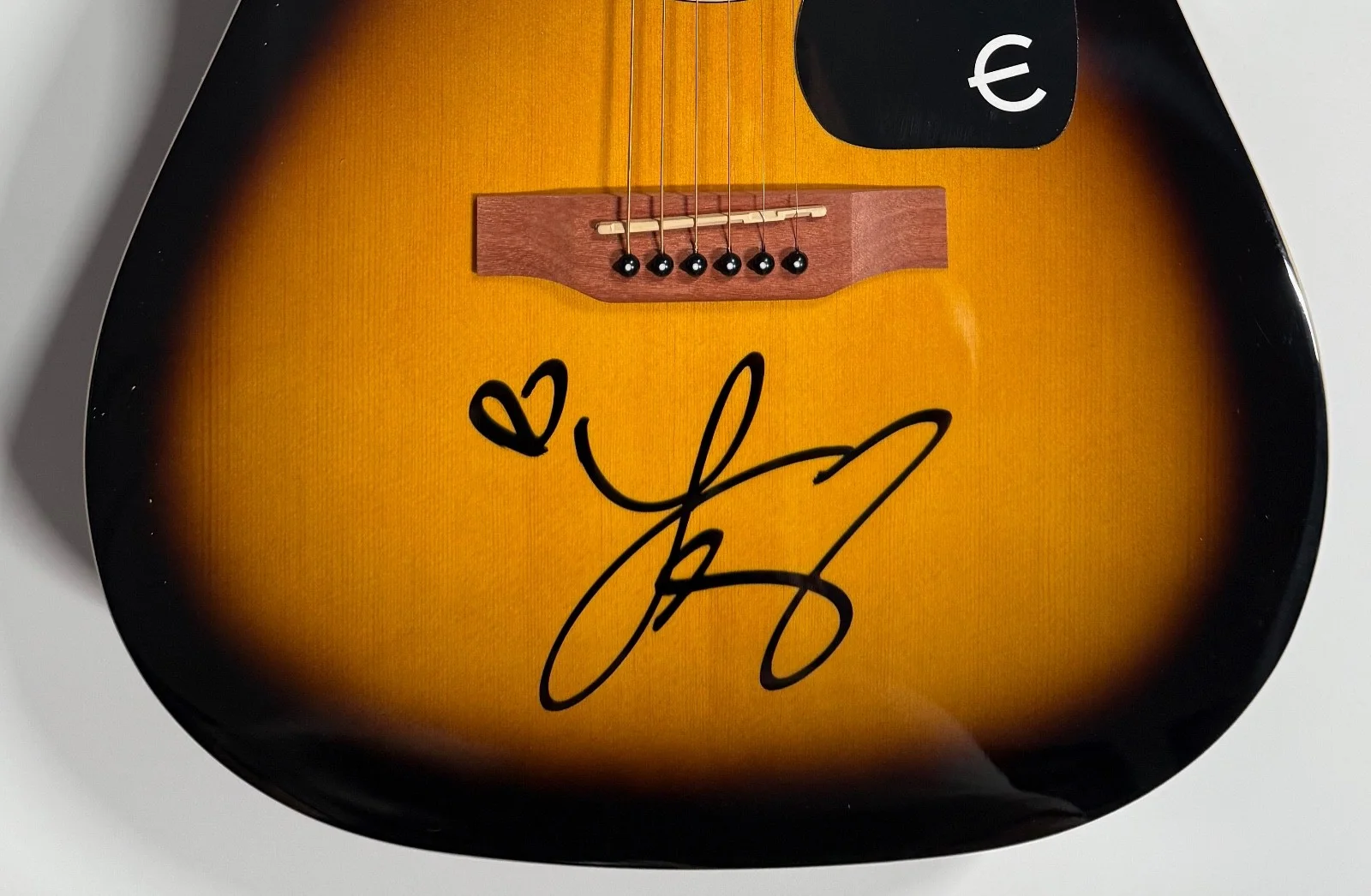 Lainey Wilson ACOA Signed Autograph Acoustic Epiphone Guitar 100% Charity, image 4