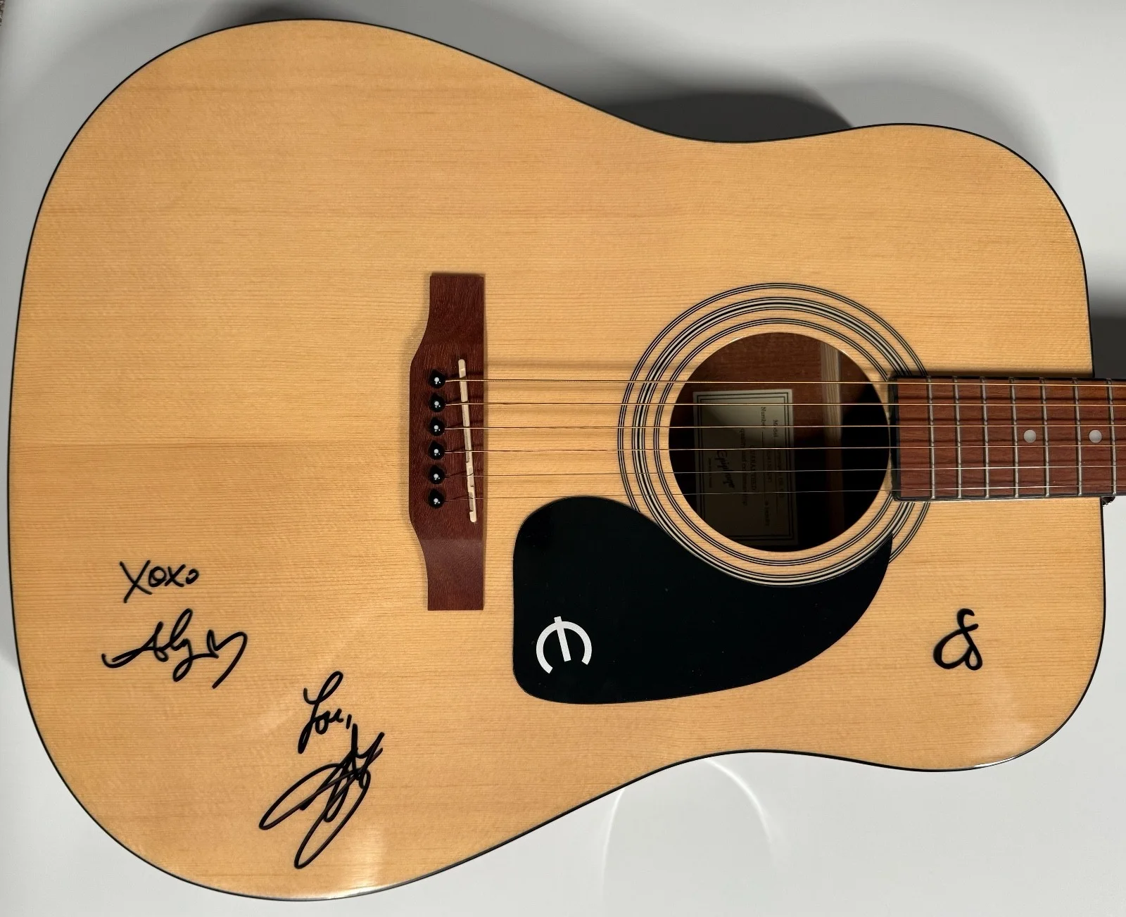 Aly & AJ ACOA Signed Autograph Acoustic Epiphone Guitar 100% Charity, image 4