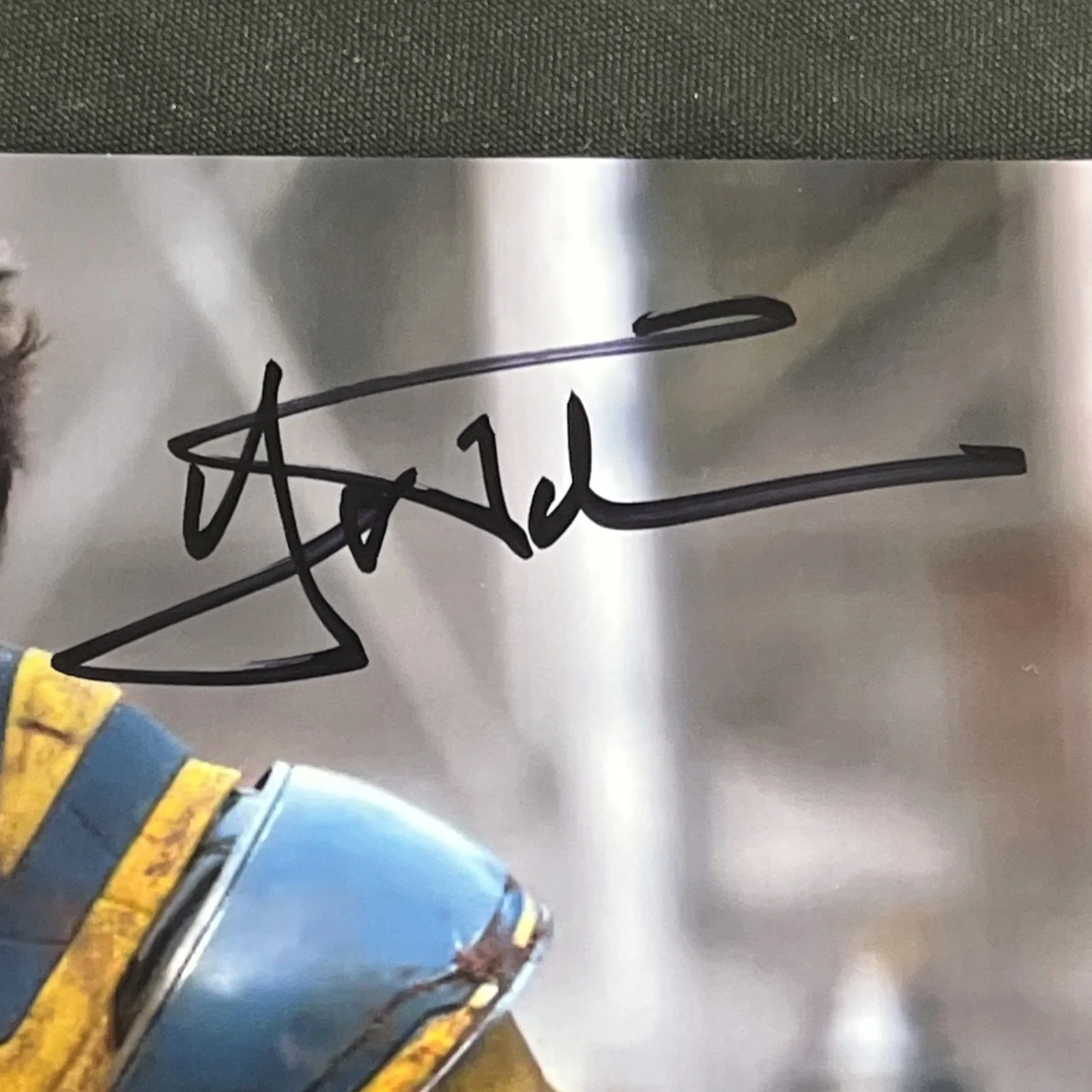 Hugh Jackman — Hugh Jackman Signed Photo Autographed 8x10 X-Men Movie w/COA Hologram, изображение 3