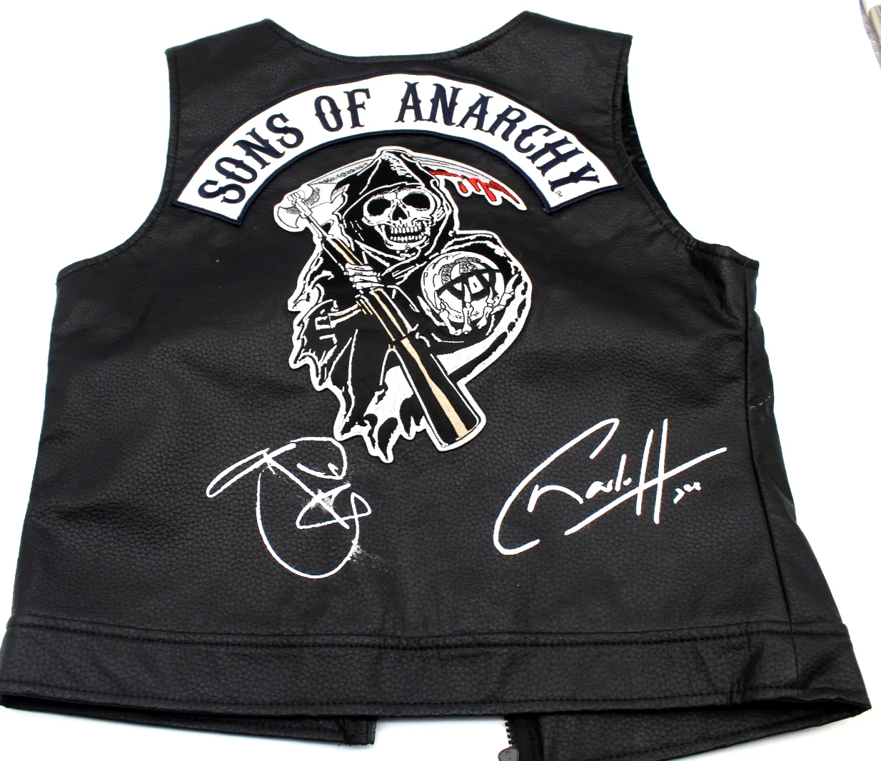 Charlie Hunnam & Ryan Hurst — Charlie Hunnam & Ryan Hurst Signed Sons of Anarchy Vest w/Beckett COA BR32504