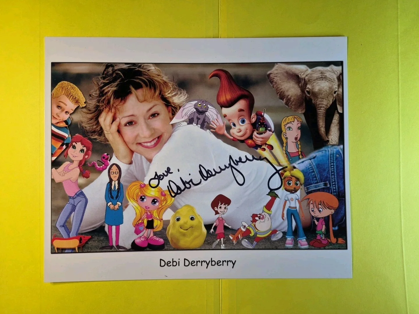 Debi Derryberry — Debi Derryberry Signed.autographed Photo. 8x10 . No Inscription.