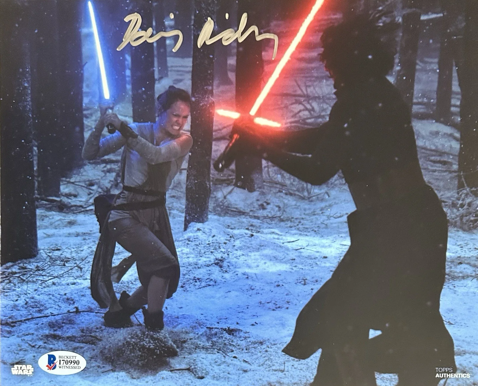 Daisy Ridley — Daisy Ridley Signed Autographed 8x10 STARS WARS with Witnessed Beckett COA