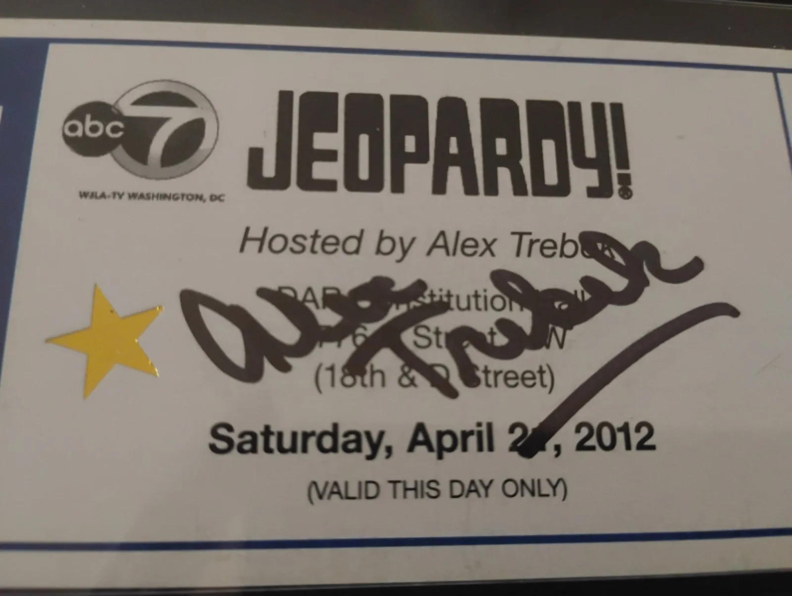 ALEX TREBEK — ALEX TREBEK LEGENDARY JEOPARDY T.V ICON SIGNED AUTOGRAPH LIVE SHOW TAPING TICKET, изображение 2