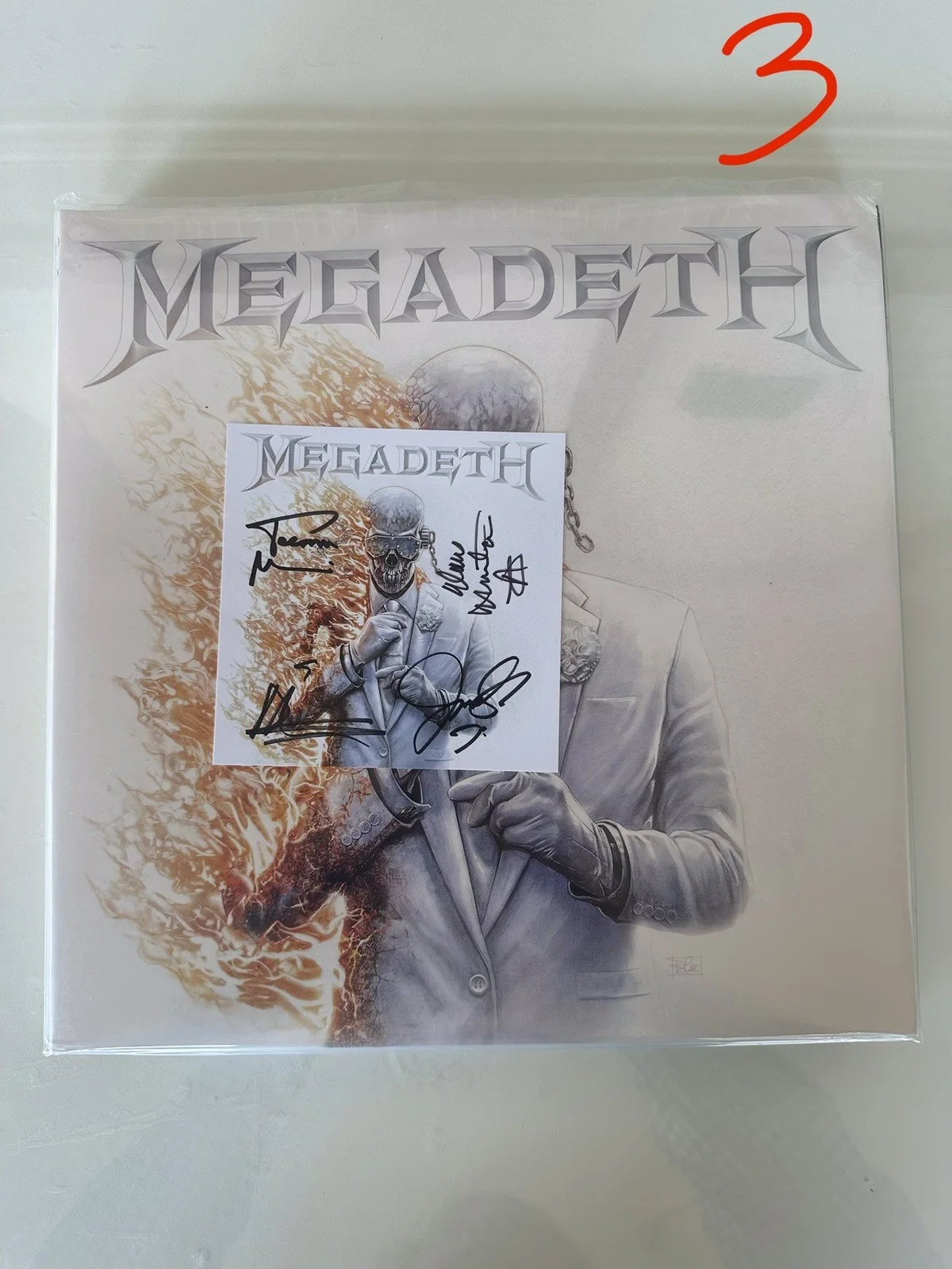 Megadeth- TSL Exclusive- Megadeth Blaze LP- Signed IN HAND, image 3