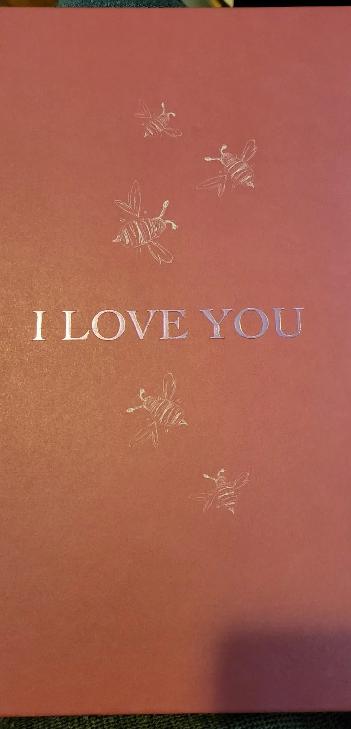 Pamela Anderson — PAMELA ANDERSON Signed Book "I Love You: Recipes From The Heart" HC 1st Ed Print, изображение 4