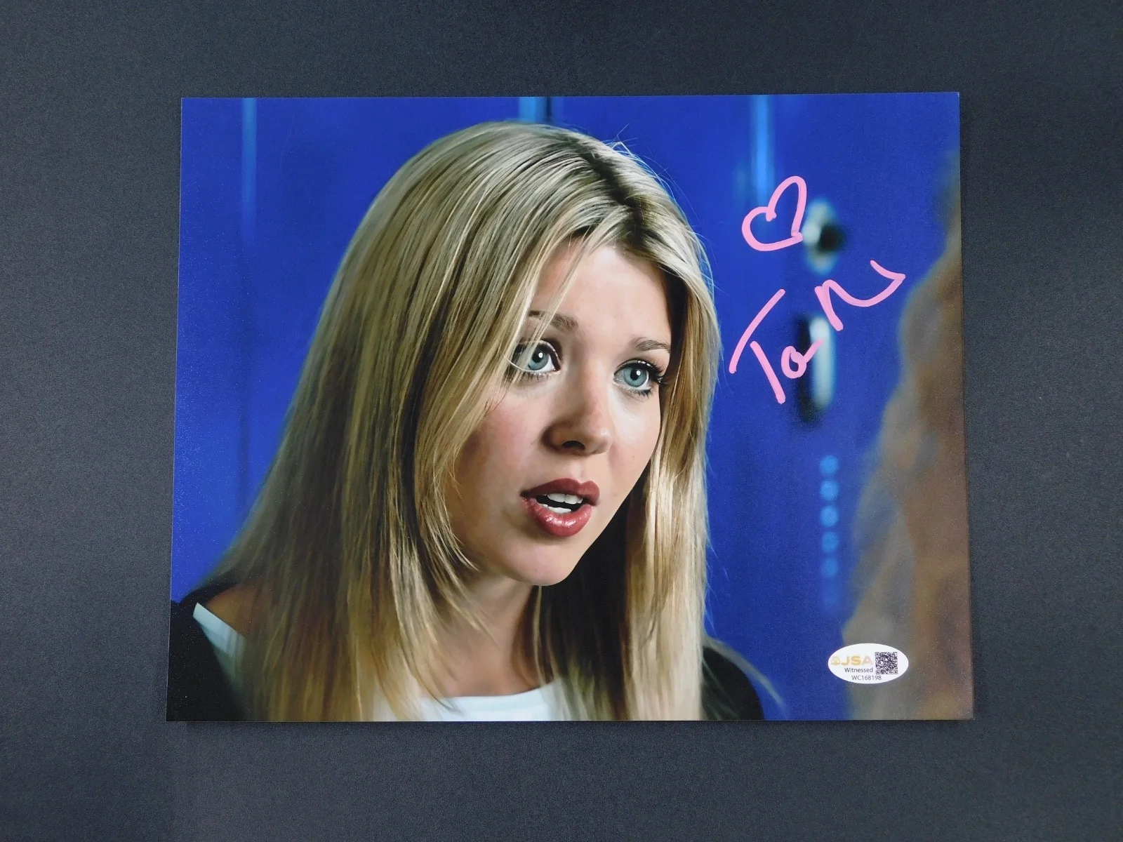Tara Reid — Tara Reid Signed / Autographed 8x10 Photo JSA COA American Pie Shark Nato