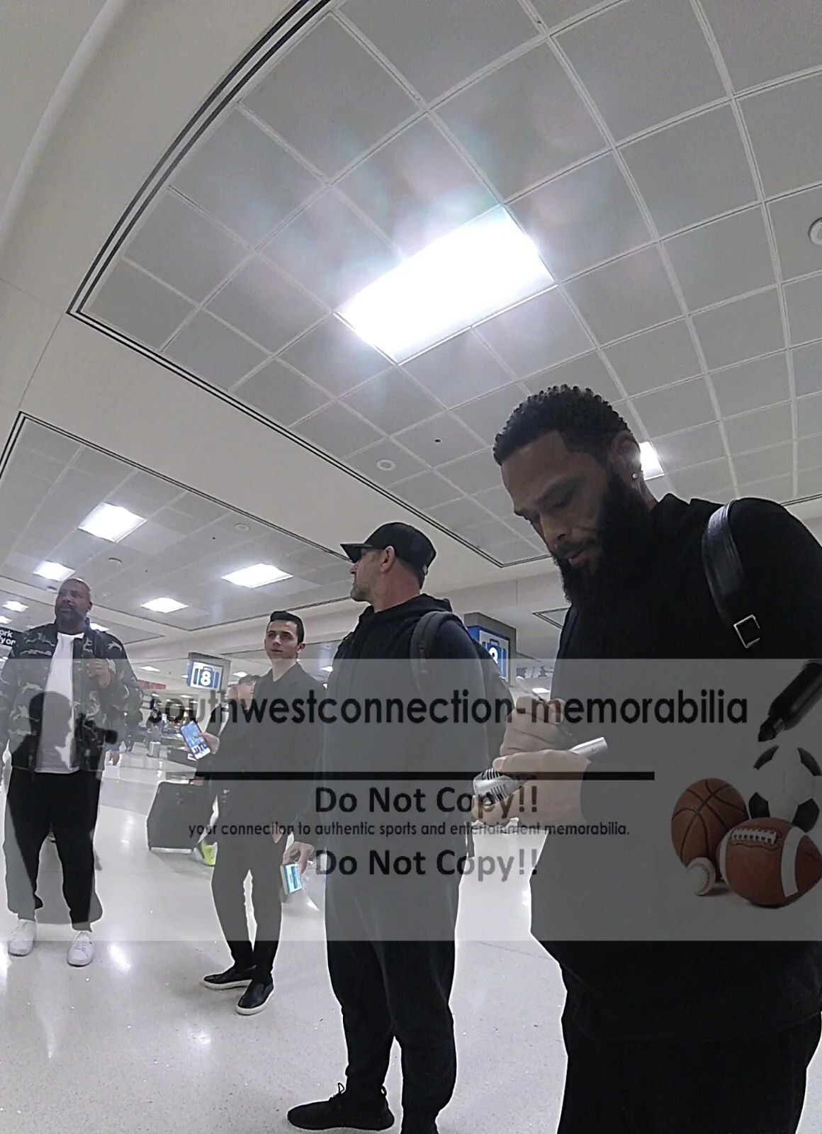 Anthony Anderson — Anthony Anderson Signed Microphone Proof Authentic Autograph Comedy Barbershop, image 2