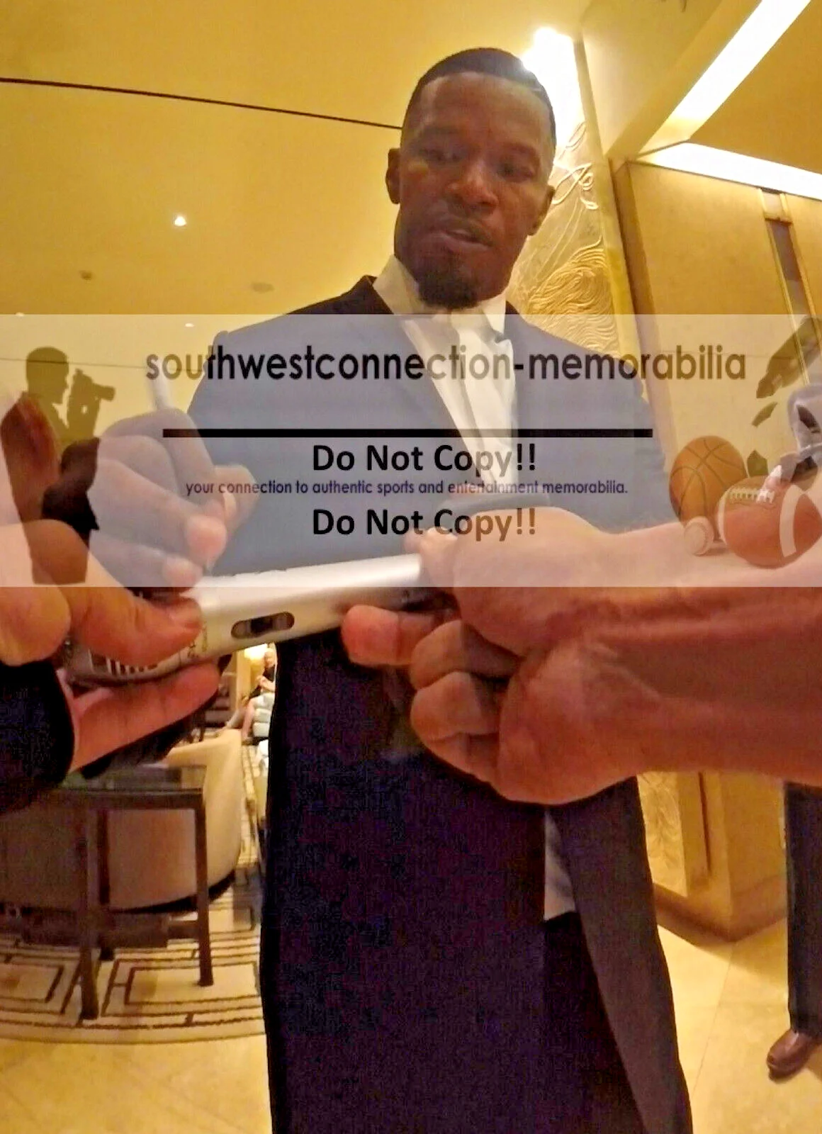 Jamie Foxx — Jamie Foxx Signed Microphone Ray Charles Beckett Authentic Autograph Proof Music, image 2